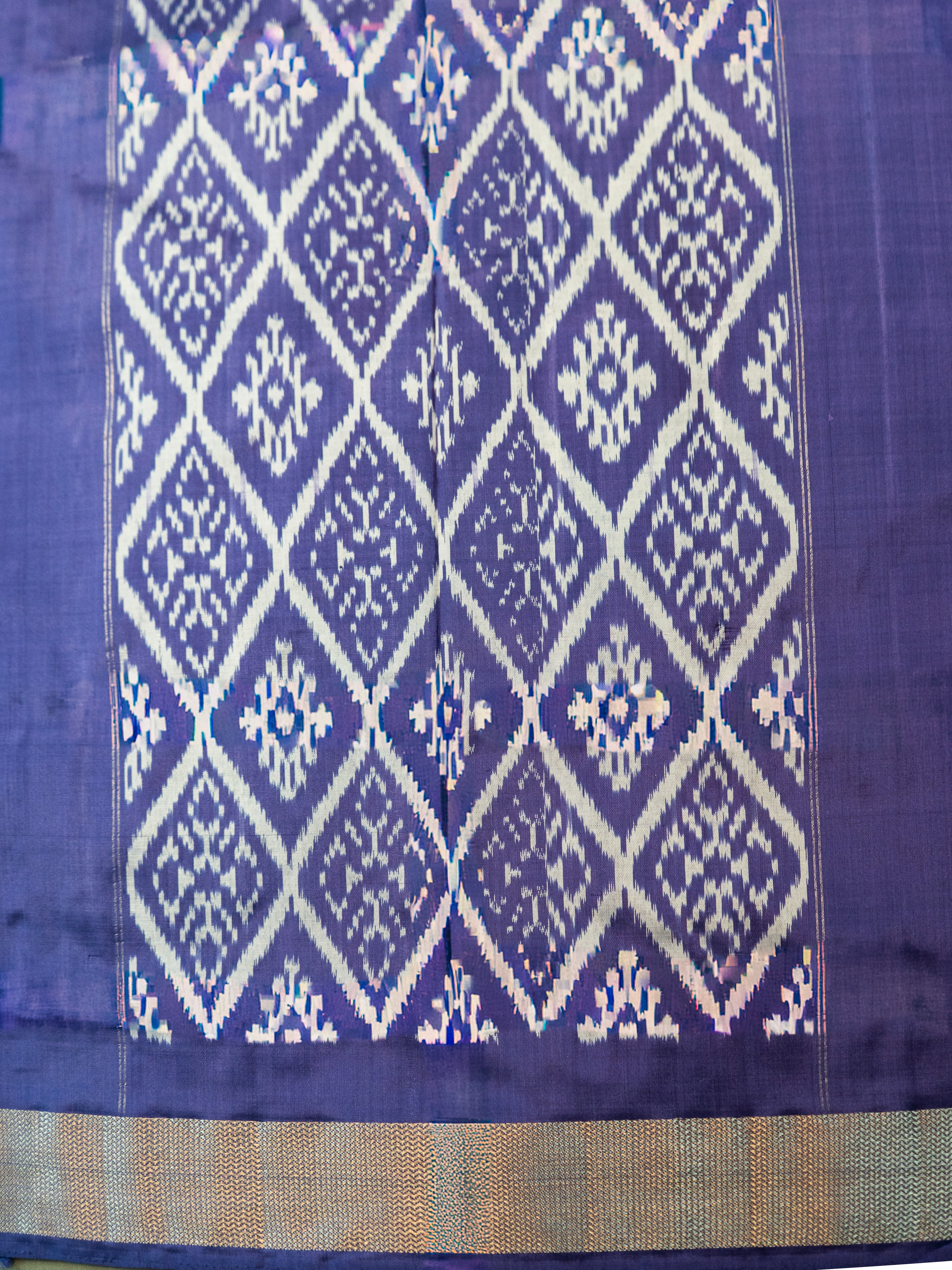 Pure Pochampally Silk Saree in Deep Purple with White Ikat Weaving & Silver Zari