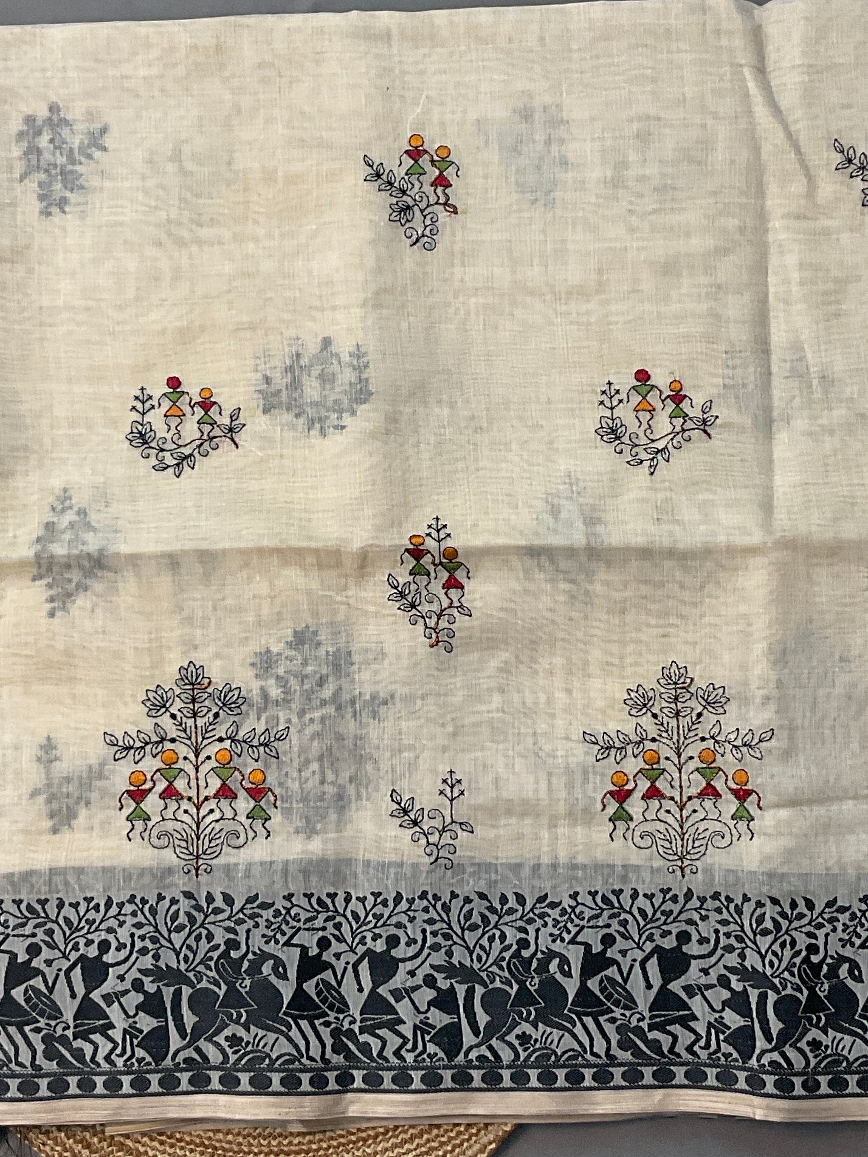 Kalamkari Hand Embroidery Cotton-Linen Saree – Off-White with Black Vareli Embroidery & Blouse