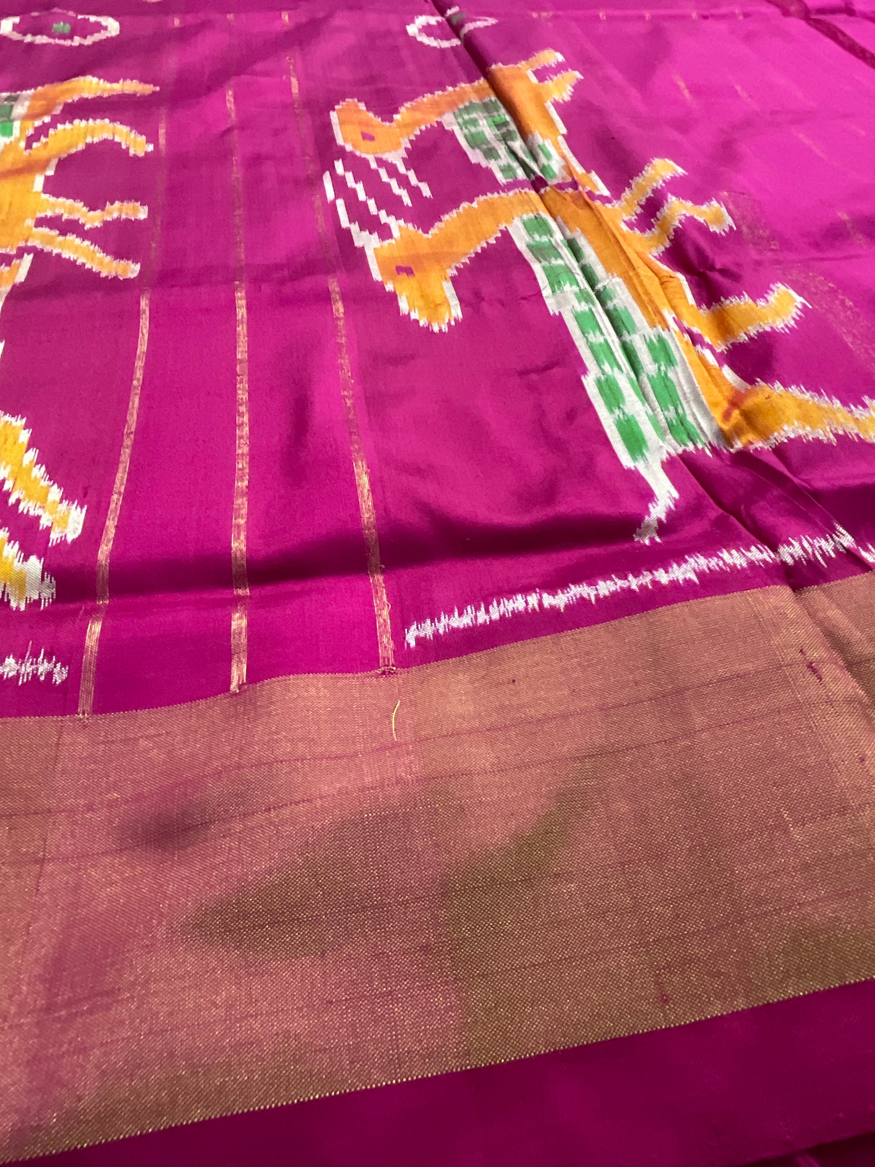 Pure Pochampally Double Ikat Silk Saree in White with Contrast Pink Zari Pallu & Blouse