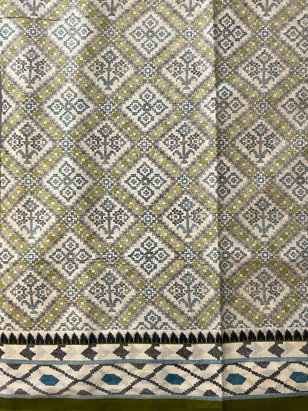 Off White Pochampally Floral Printed Cotton Saree with Blouse