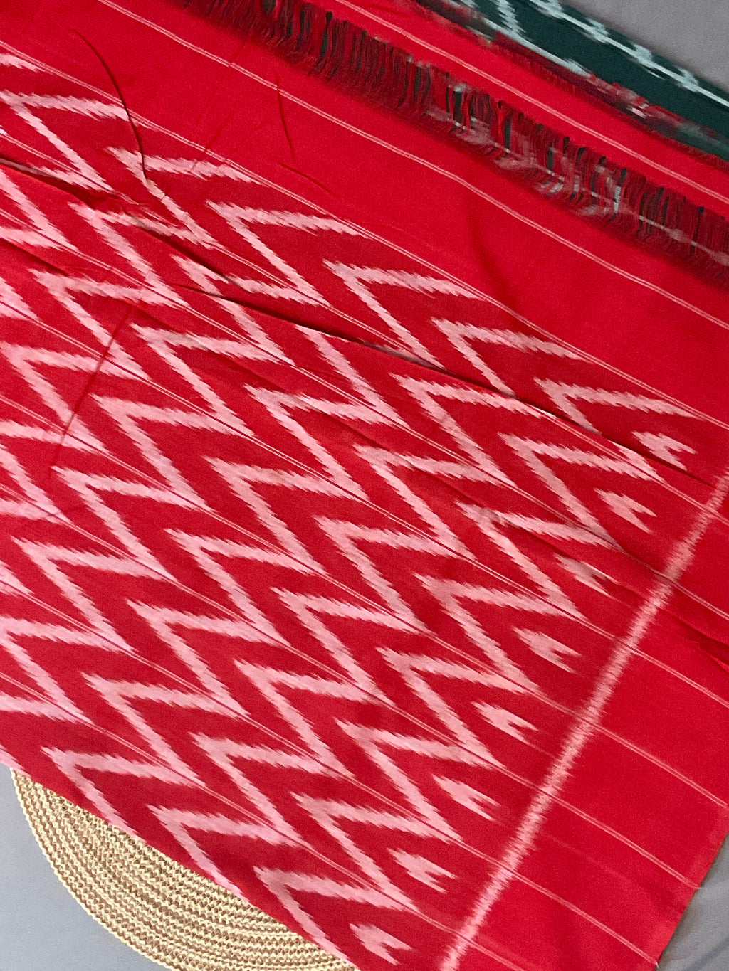 Green & Red Pochampally Ikat Handloom Cotton Saree with Contrast Pallu – Without Blouse (Design 2)