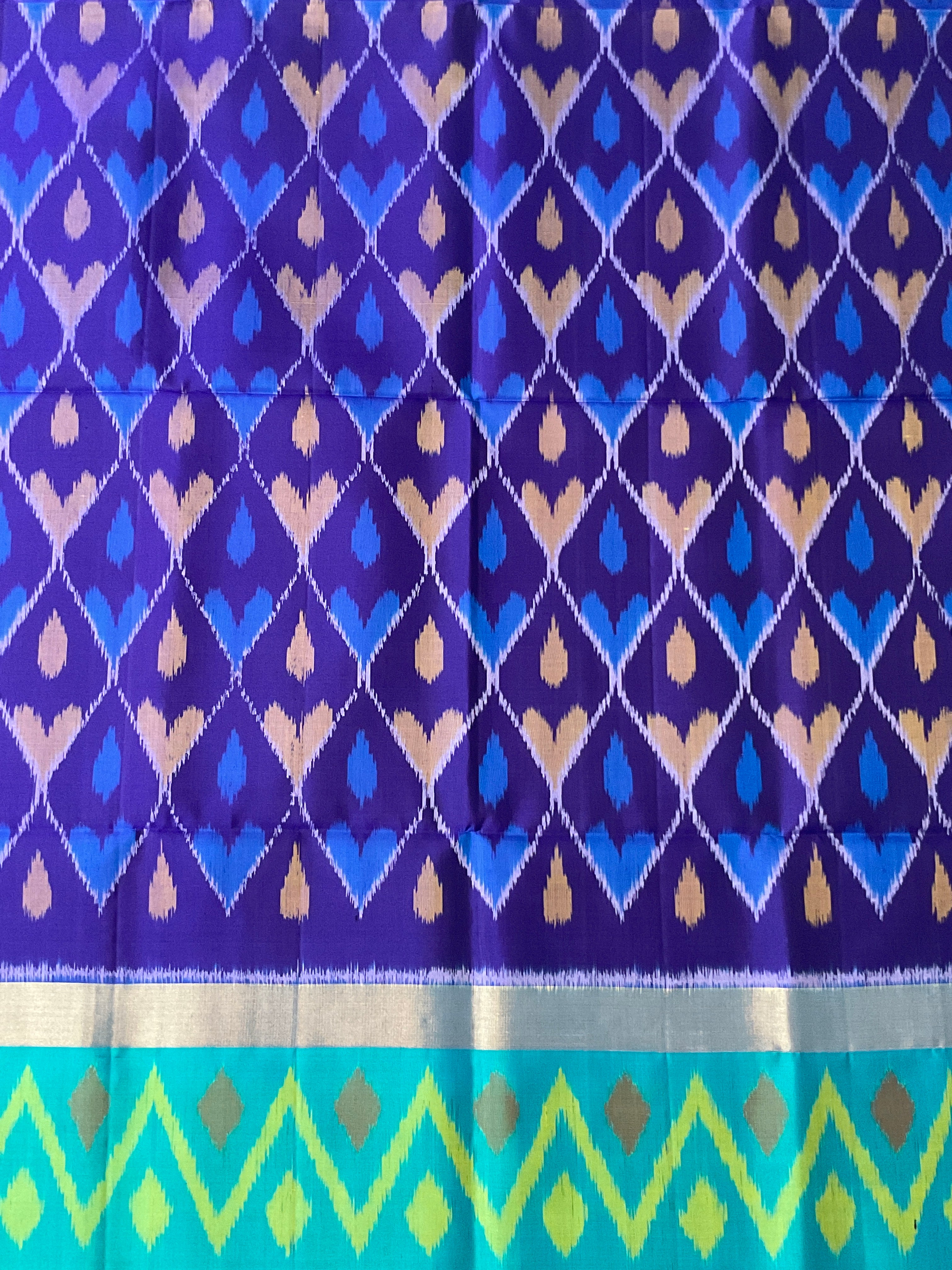 Royal Blue Pochampally Handwoven Ikat Silk Saree with Turquoise Blue-Green Contrast Pallu & Plain Blouse