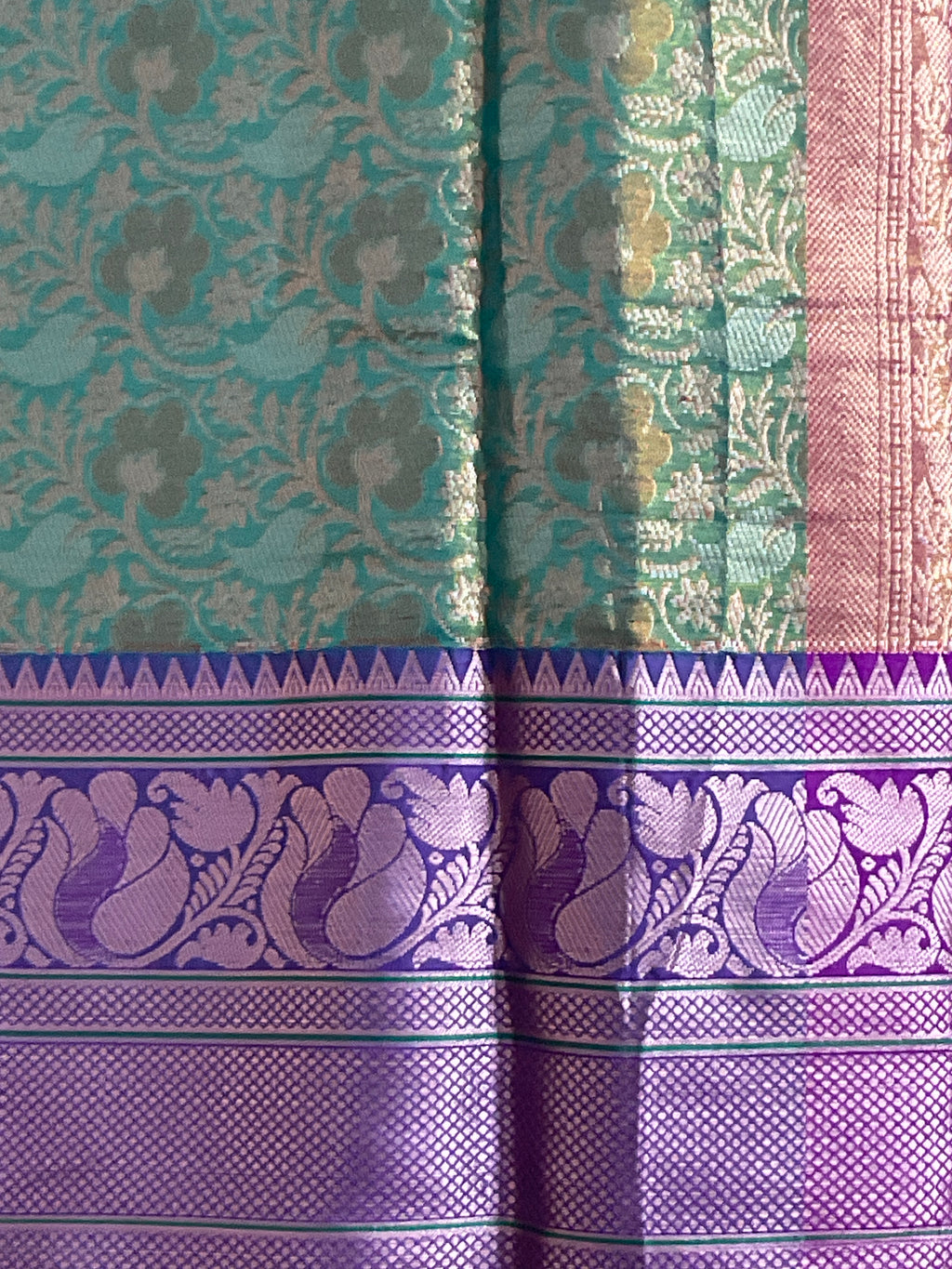 Green Kanchipuram Tissue Silk Saree – Contrast Big Border, Pallu & Blouse
