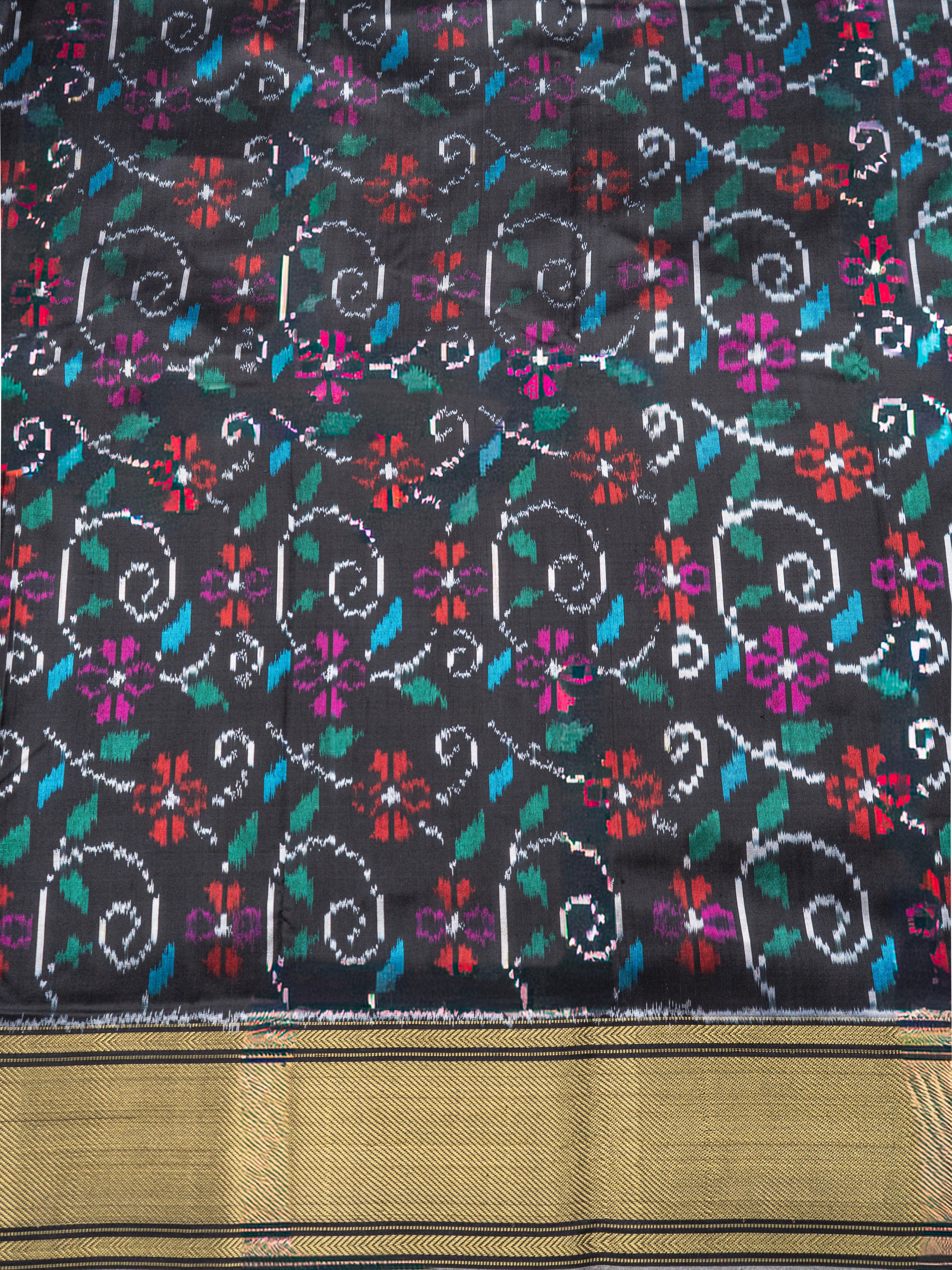 Pochampally Floral Ikat Silk Saree