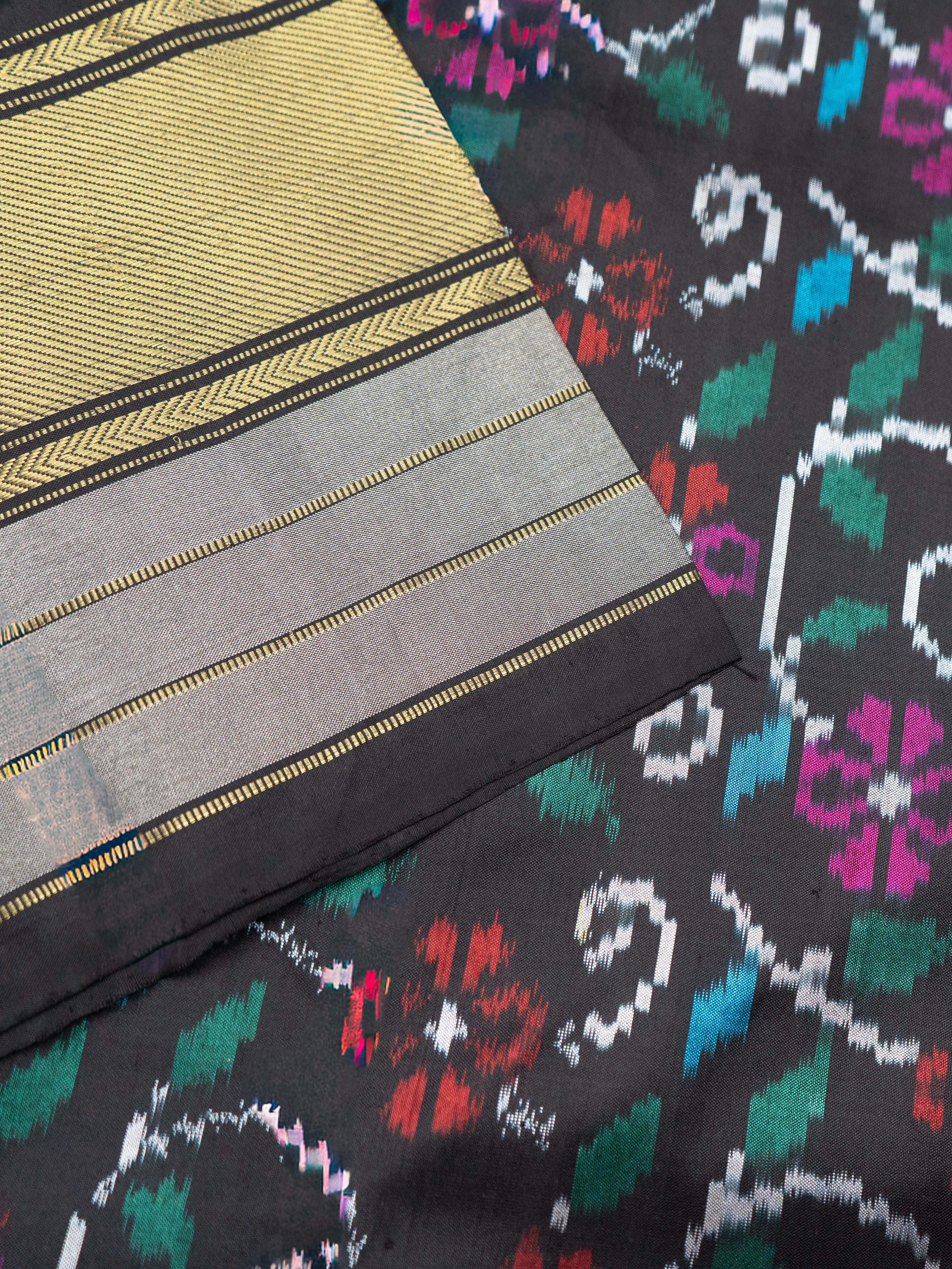 Pochampally Floral Ikat Silk Saree