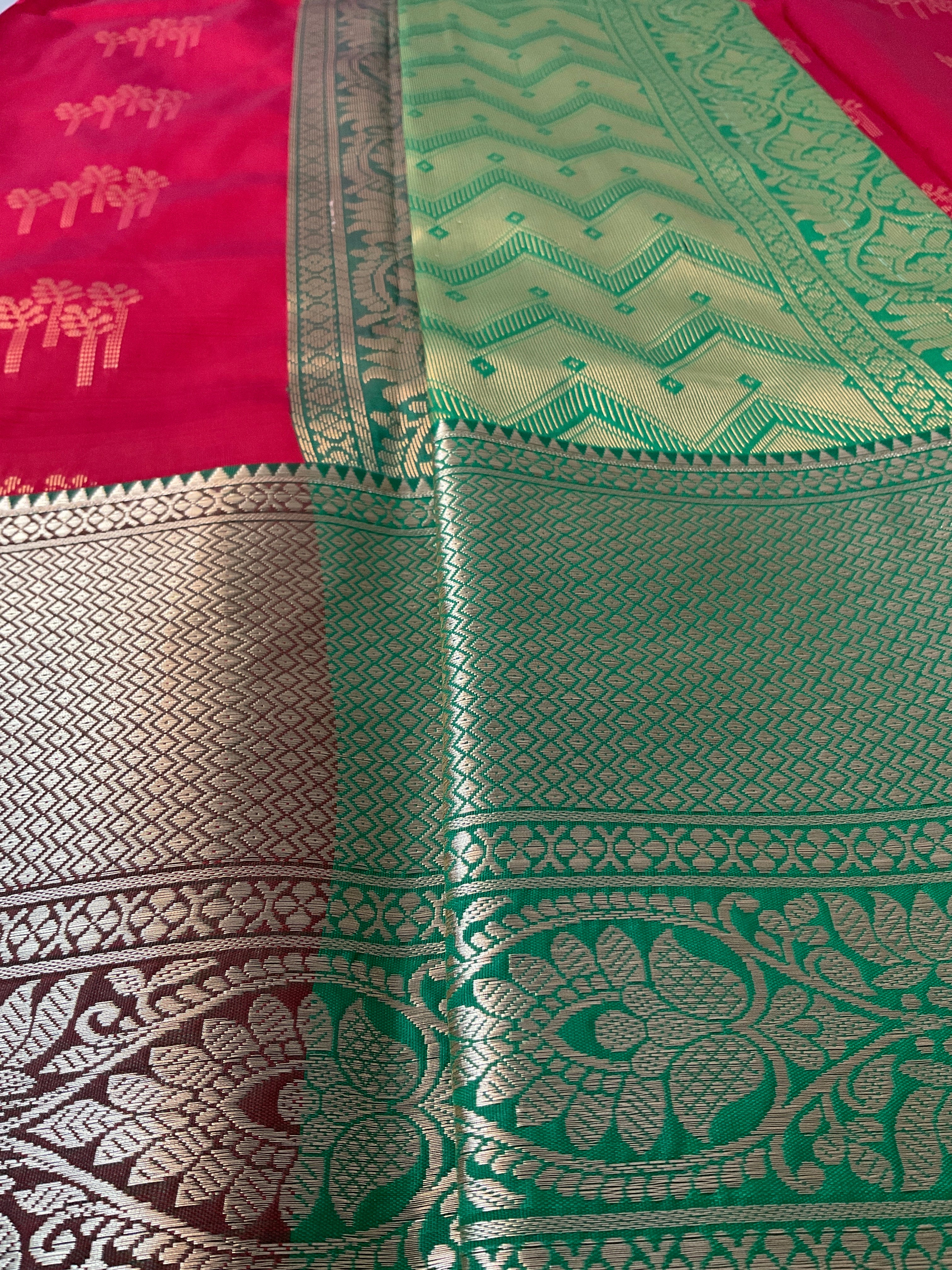 Kanchipuram Pattu Silk Saree in Red with Contrast Pallu & Kanchi Border Blouse