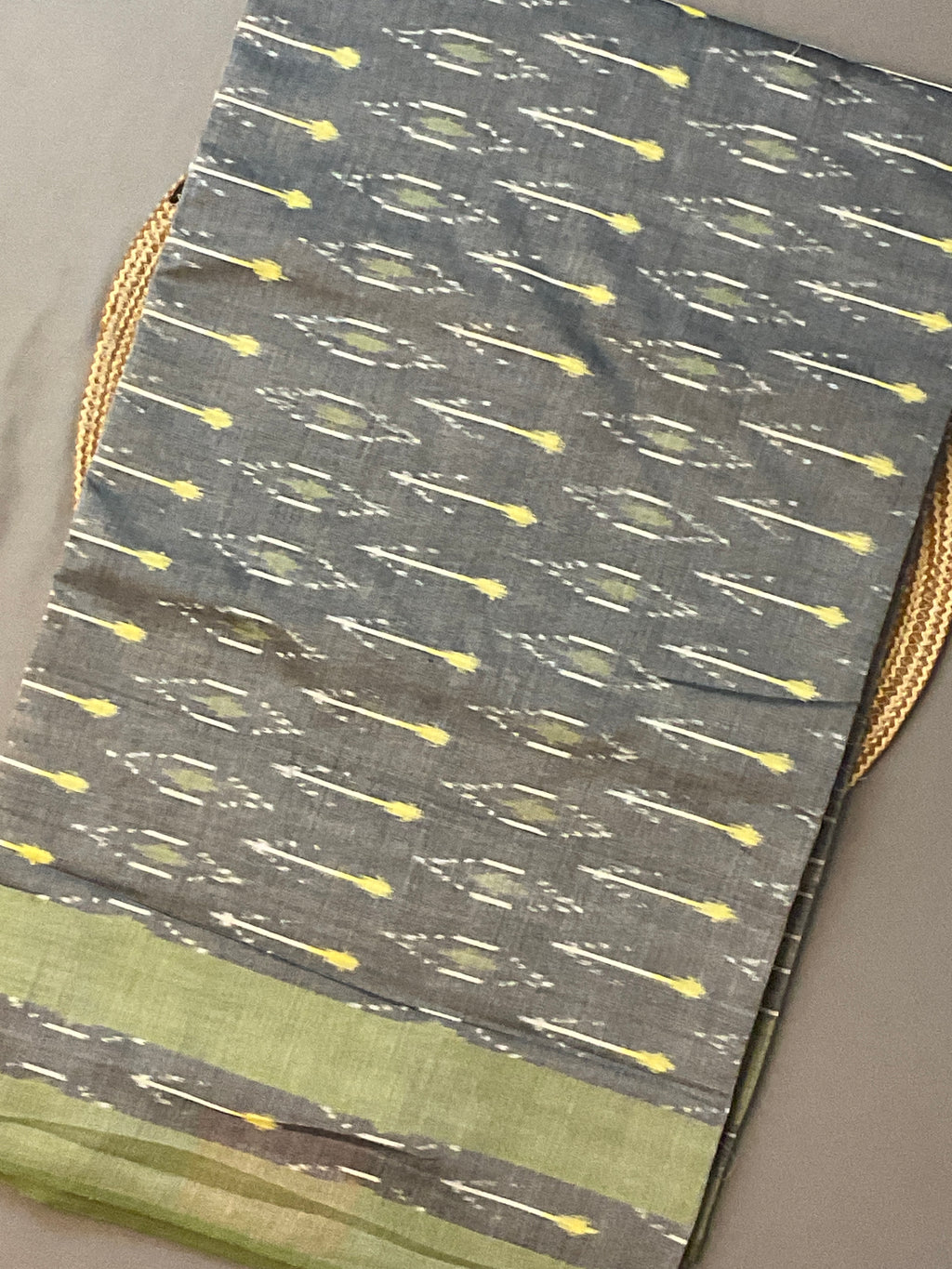 Grey Pochampally Ikat Handloom Cotton Saree with Contrast Pallu – Without Blouse