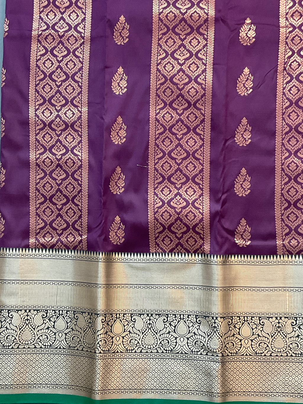 Kanchipuram Pattu Silk Saree in Purple with Contrast Pallu & Kanchi Border Blouse