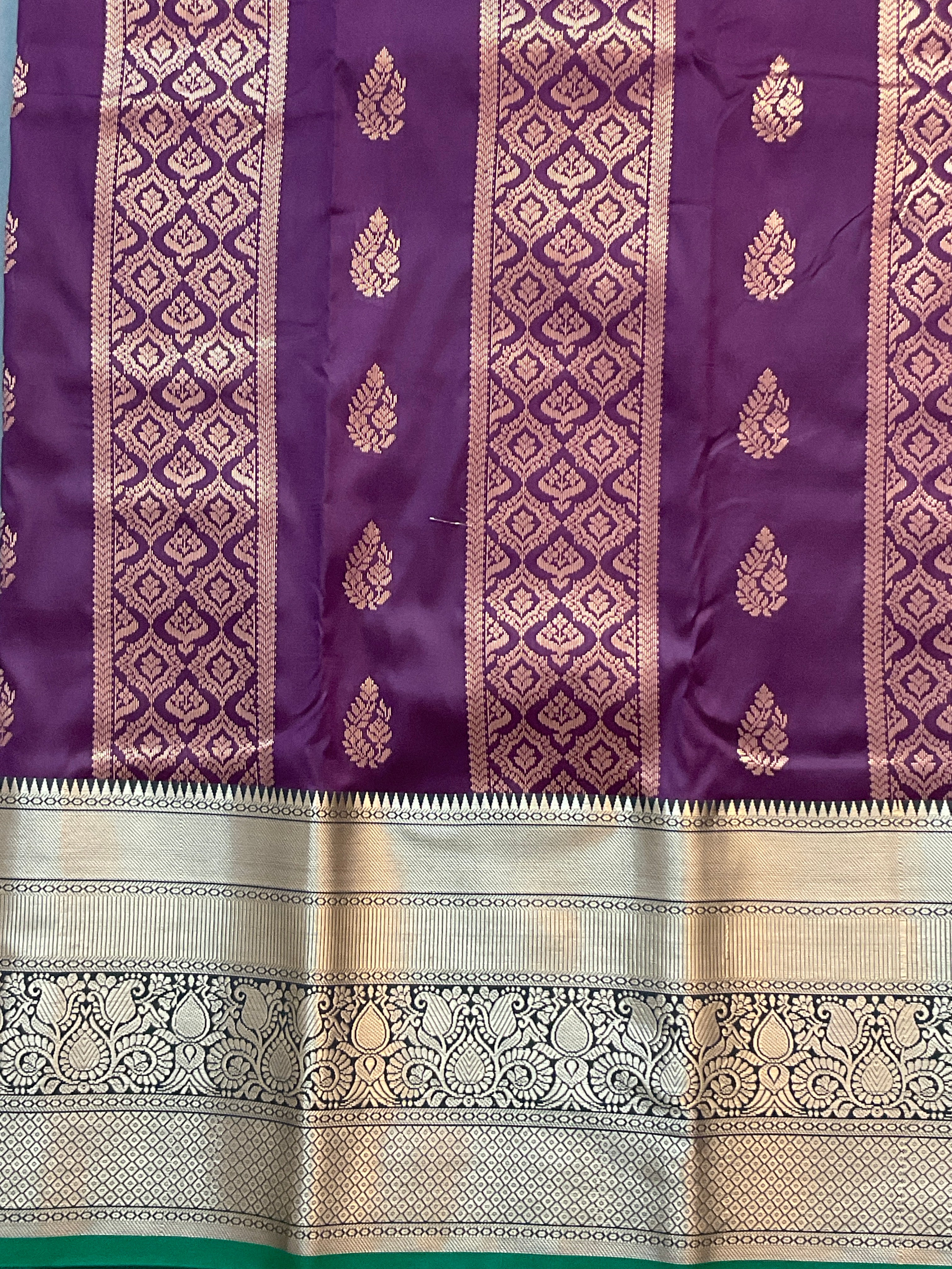 Kanchipuram Pattu Silk Saree in Purple with Contrast Pallu & Kanchi Border Blouse