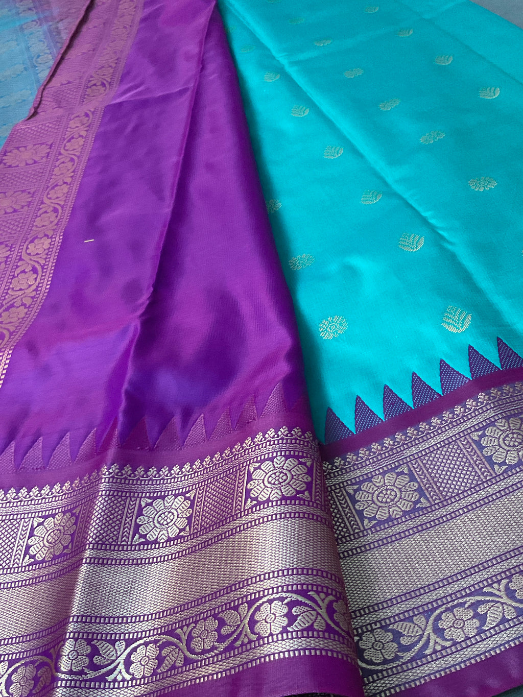 Kanchipuram Pattu Silk Saree in Sea Green with Contrast Pallu & Kanchi Border Blouse