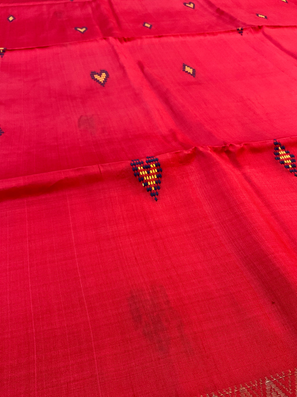 Handwoven Pure Silk Saree in Green with Rich Weave Pallu, Contrast Border & Blouse
