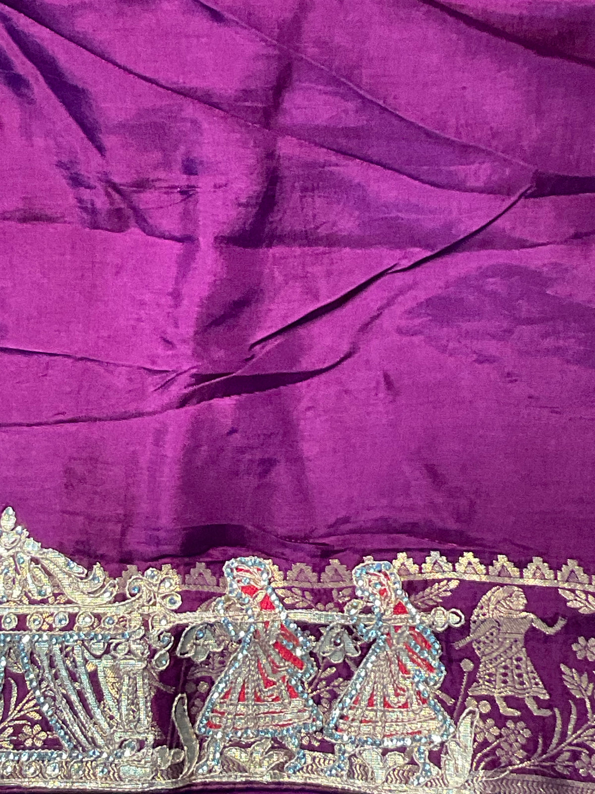 Deep Purple Pure Handloom Silk Saree – Bandhej Weave, Rajwada Pallu & Heavy Embroidered Border