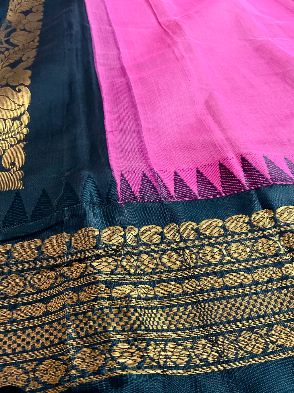Pink sico body with zari buttis, handloom Gadwal silk saree