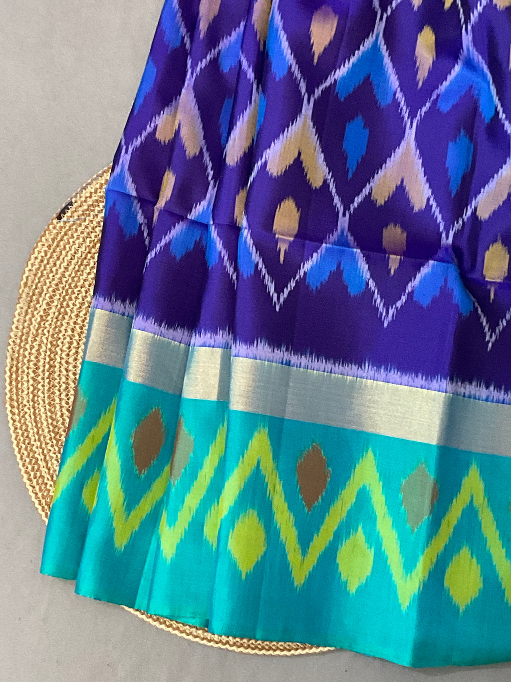 Royal Blue Pochampally Handwoven Ikat Silk Saree with Turquoise Blue-Green Contrast Pallu & Plain Blouse
