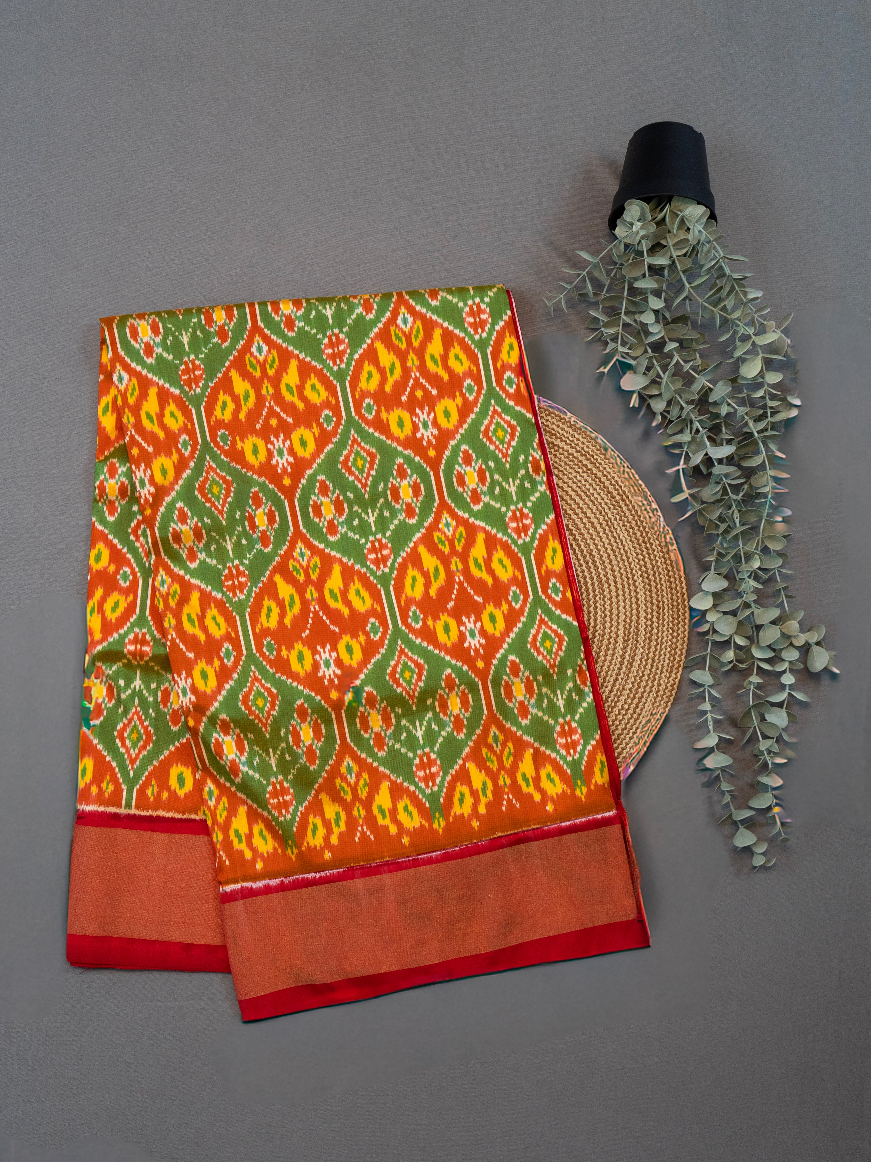 Green Pochampally Ikat Silk Saree