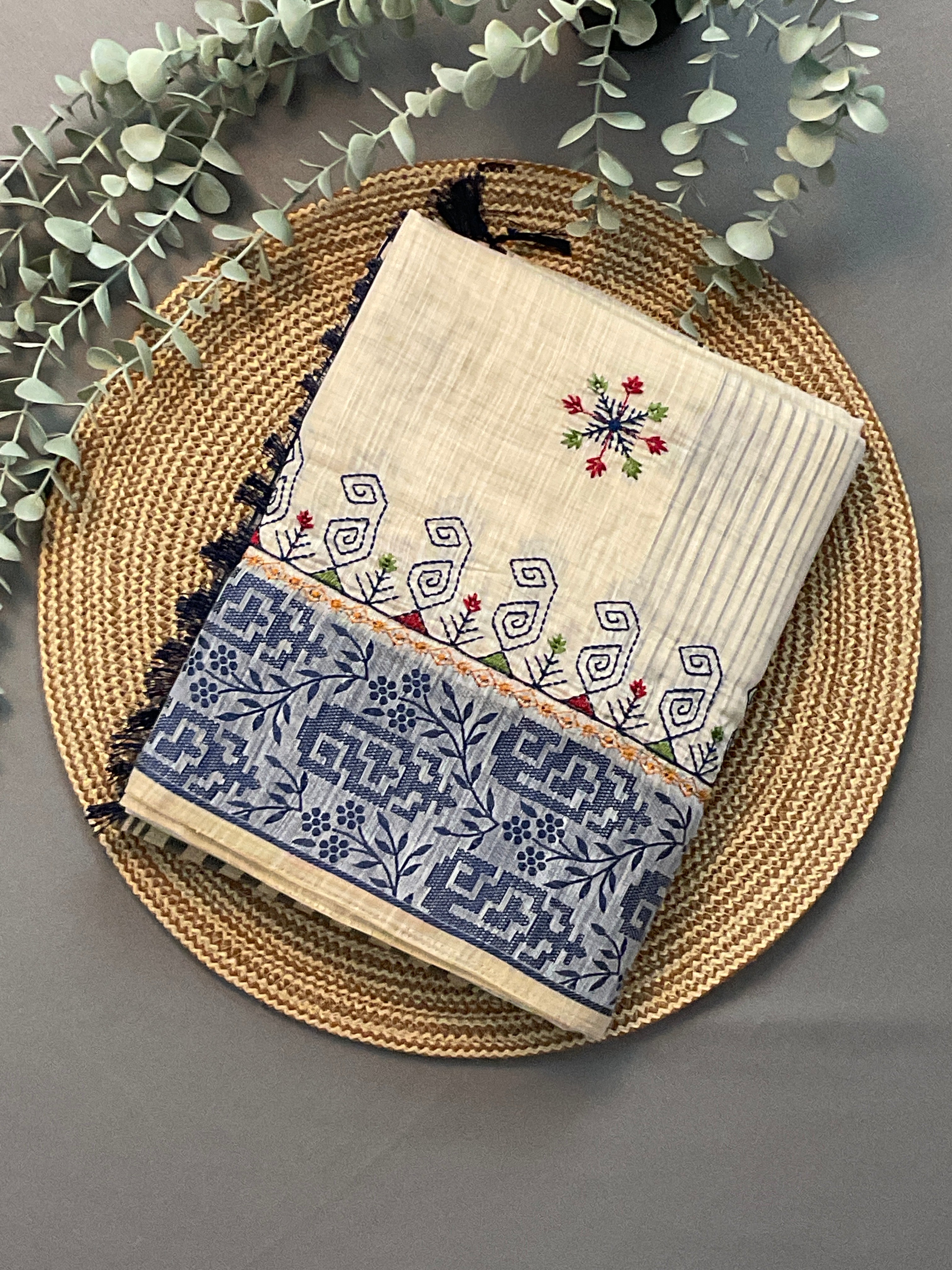 Kalamkari Hand Embroidery Cotton-Linen Saree – Off-White with Dark Blue Vareli Embroidery & Blouse