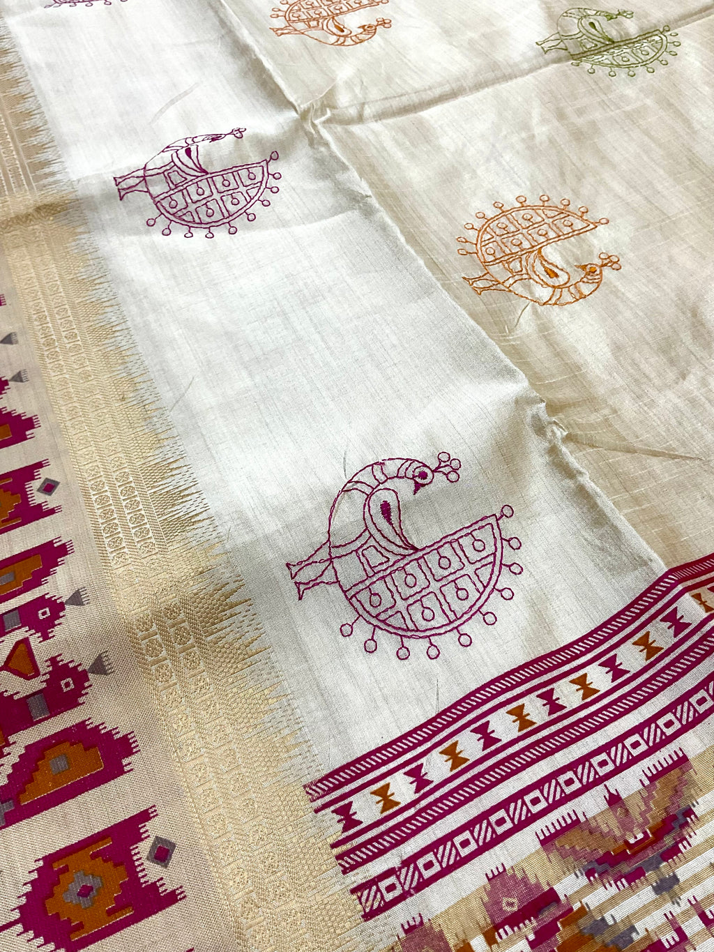 White & Gold Handloom Cotton Silk Saree with Pink Pochampally Weaving — Zari Pallu & Blouse Piece