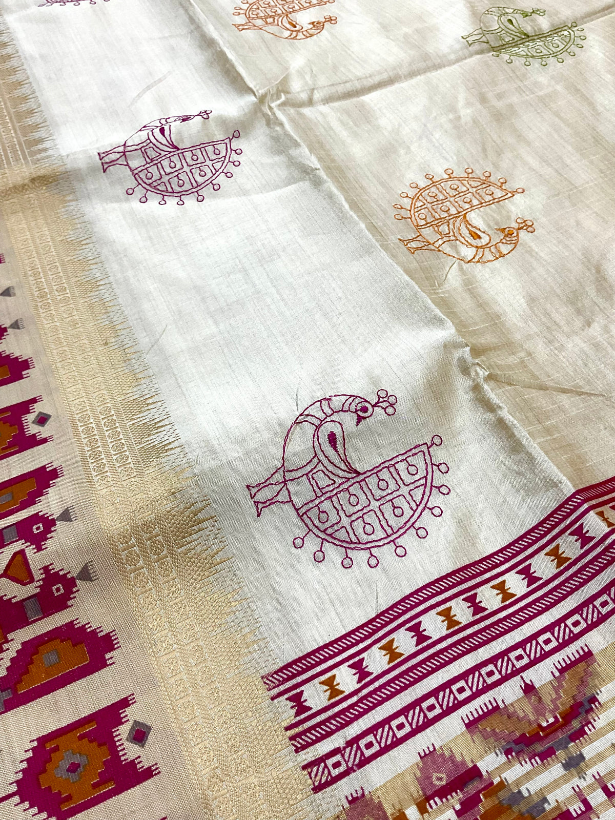 White & Gold Handloom Cotton Silk Saree with Pink Pochampally Weaving — Zari Pallu & Blouse Piece