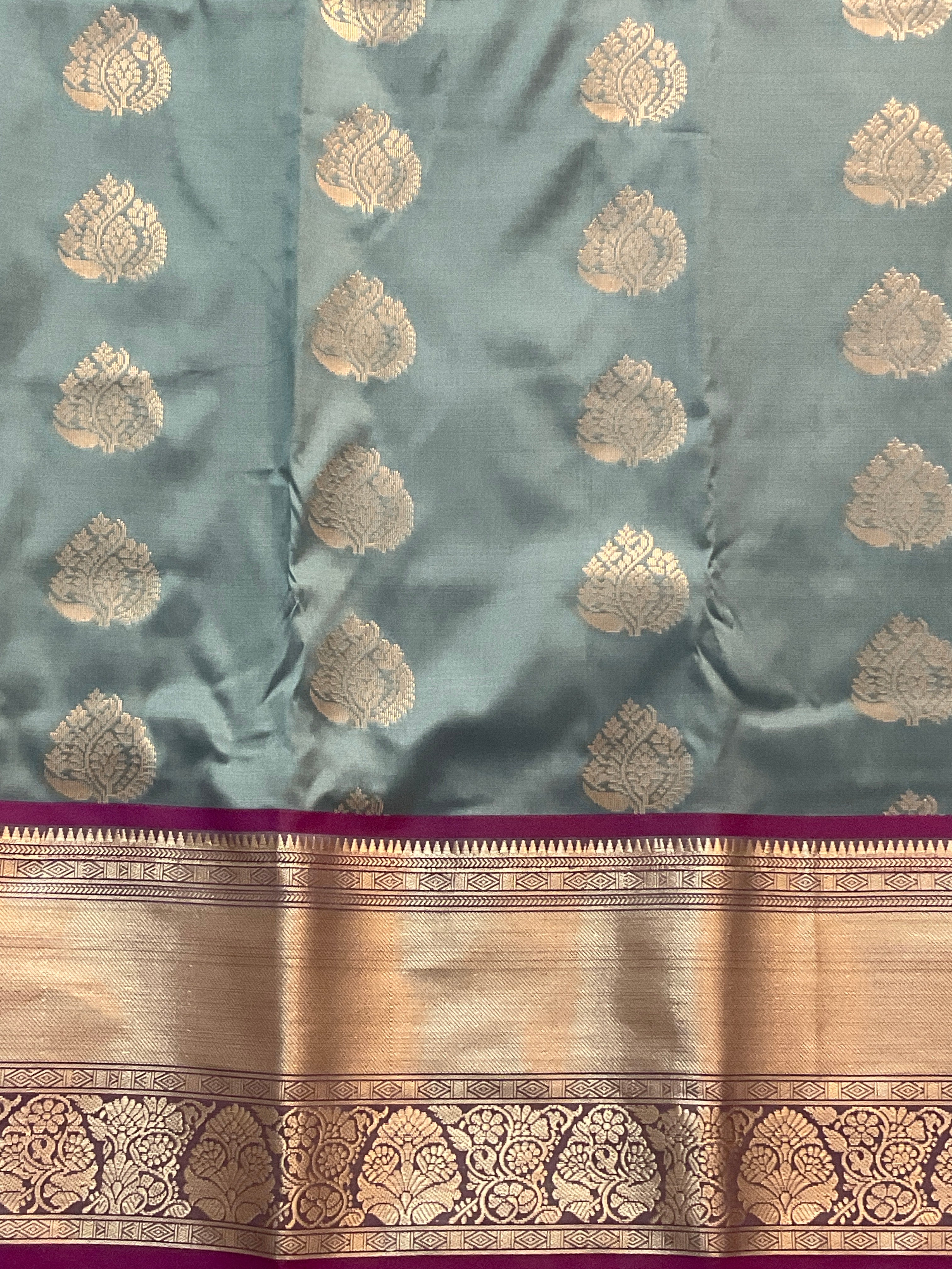 Kanchipuram Pattu Silk Saree in Grey with Contrast Pallu & Kanchi Border Blouse
