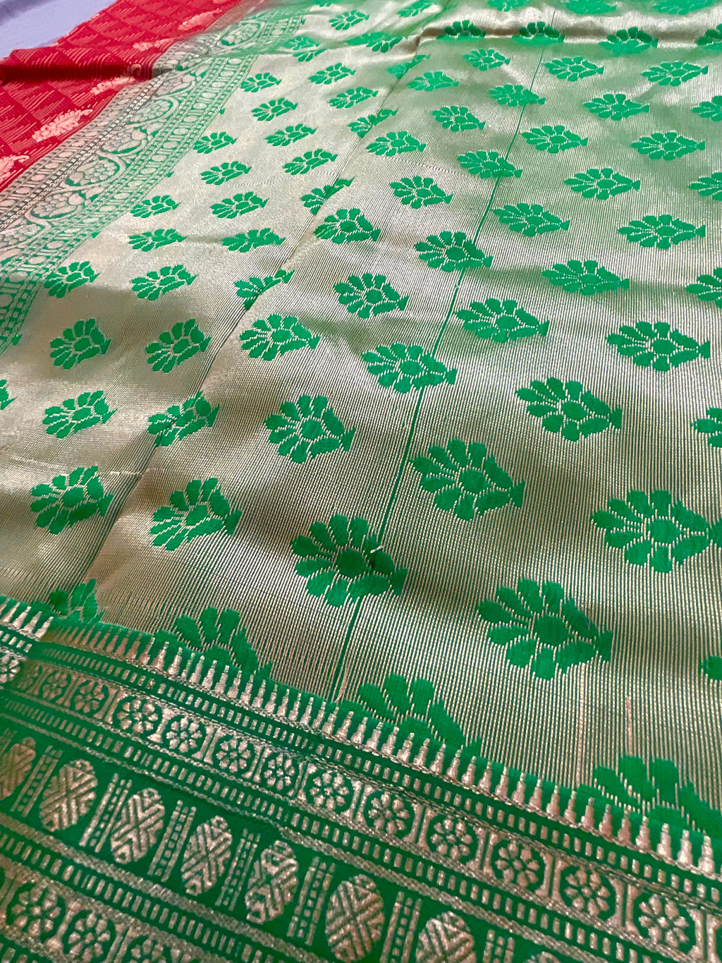 Red Kanchipuram Silk Saree – Green Heavy Border and contrast pallu  with Blouse
