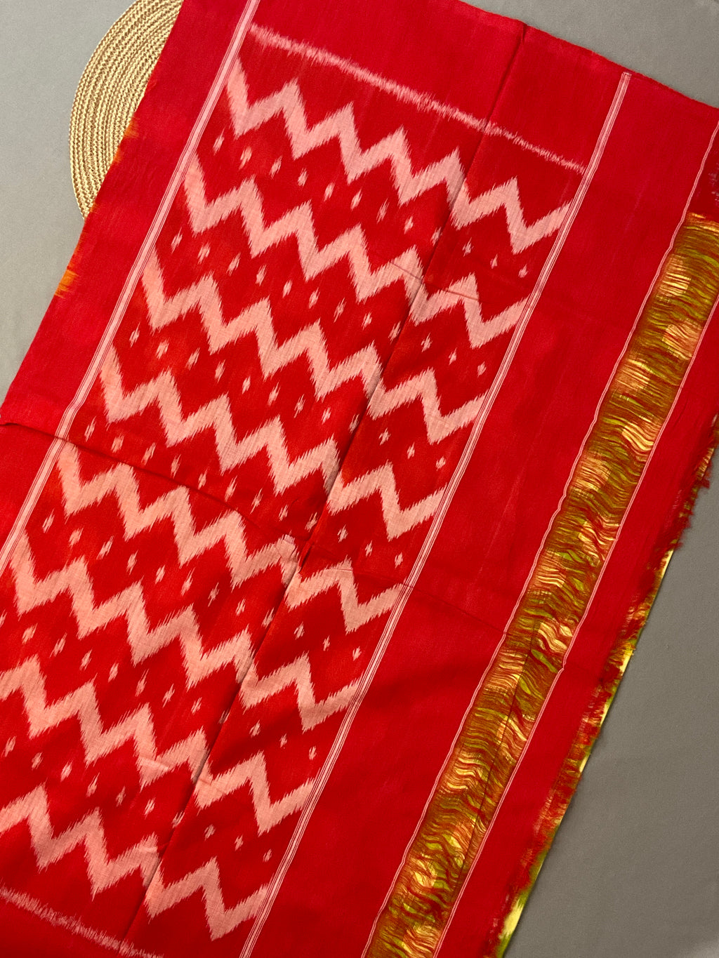 Green & Red Pochampally Ikat Handloom Cotton Saree with Contrast Pallu – Without Blouse