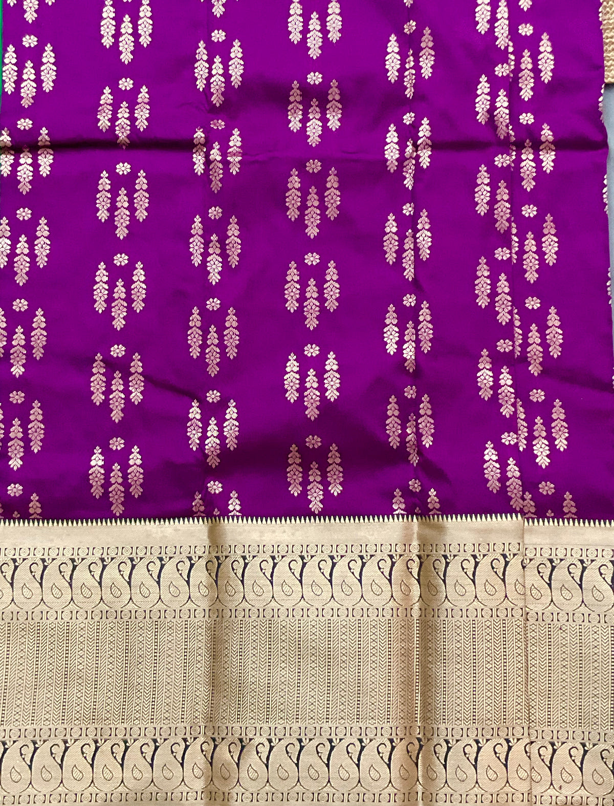 Kanchipuram Pattu Silk Saree in Purple with Contrast Pallu & Kanchi Border Blouse