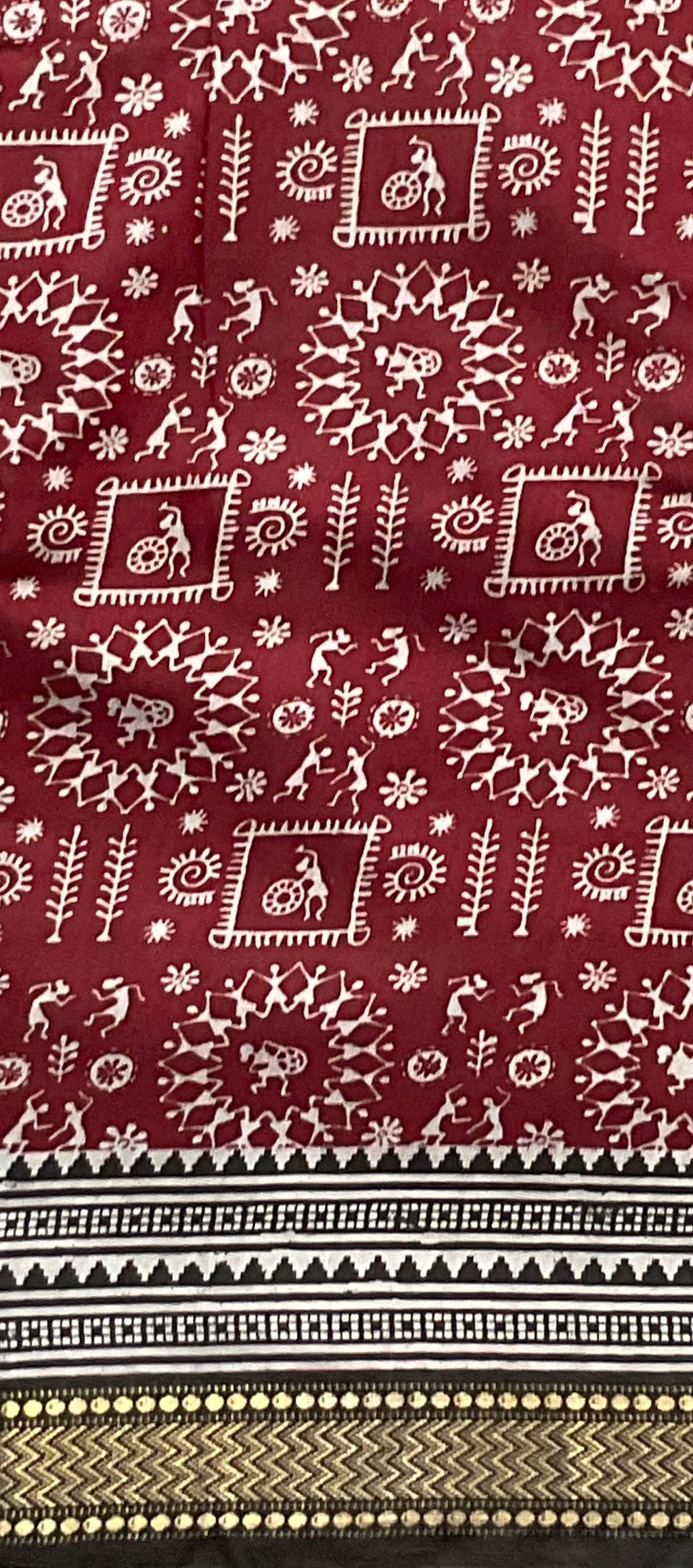 Vareli Kalamkari Printed Soft Silk Saree in Red with Black Contrast Pallu and Gold Border