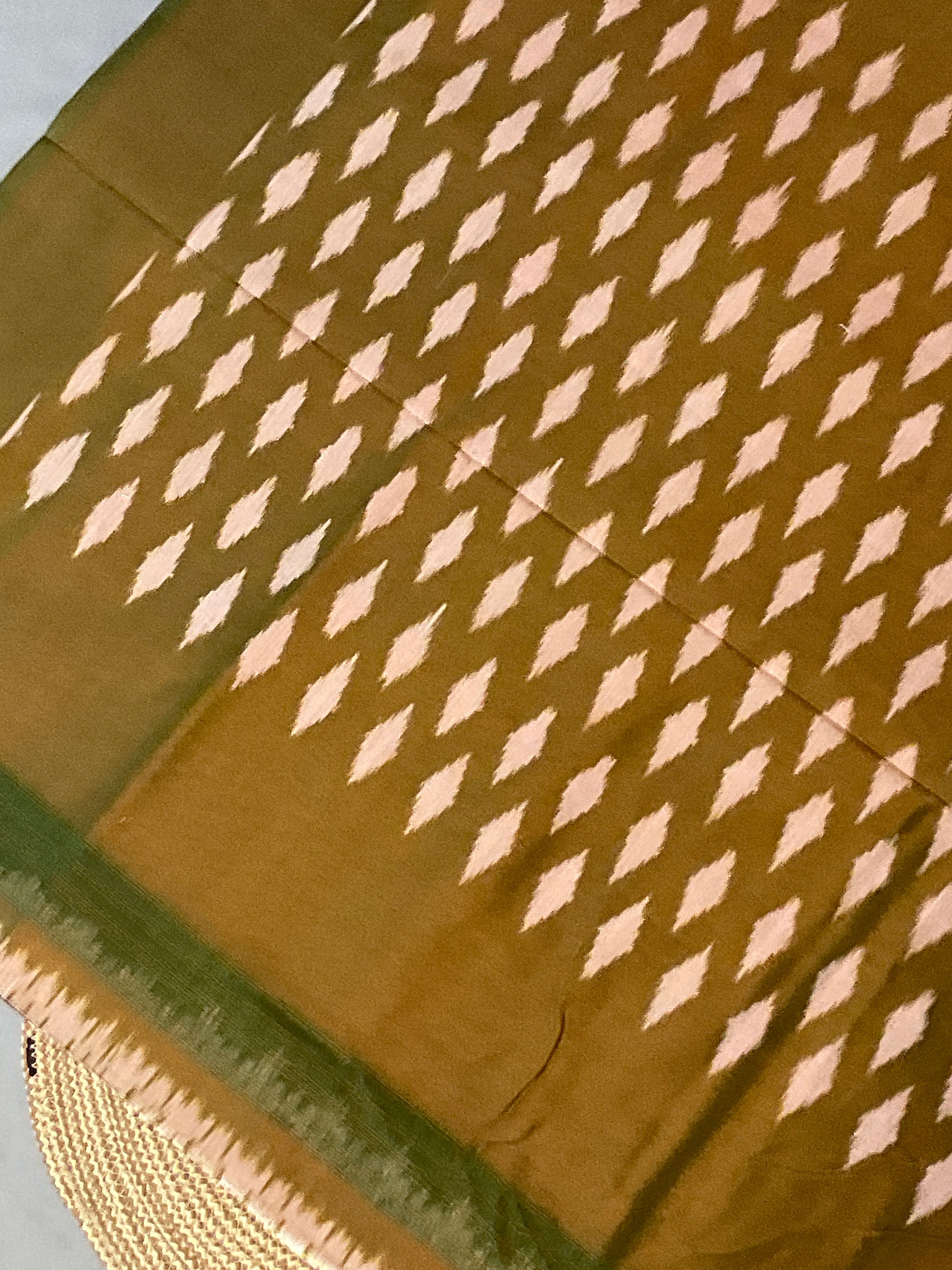 Brown Pochampally Ikat Handloom Cotton Saree with Contrast Pallu – Without Blouse