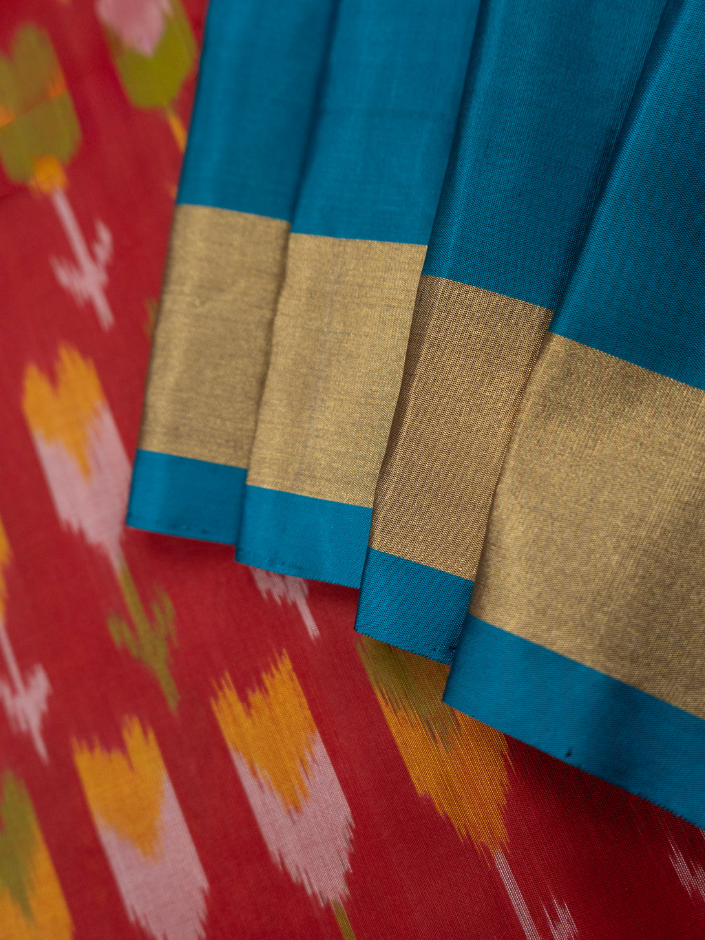 Red Pochampally Lotus Ikat Saree
