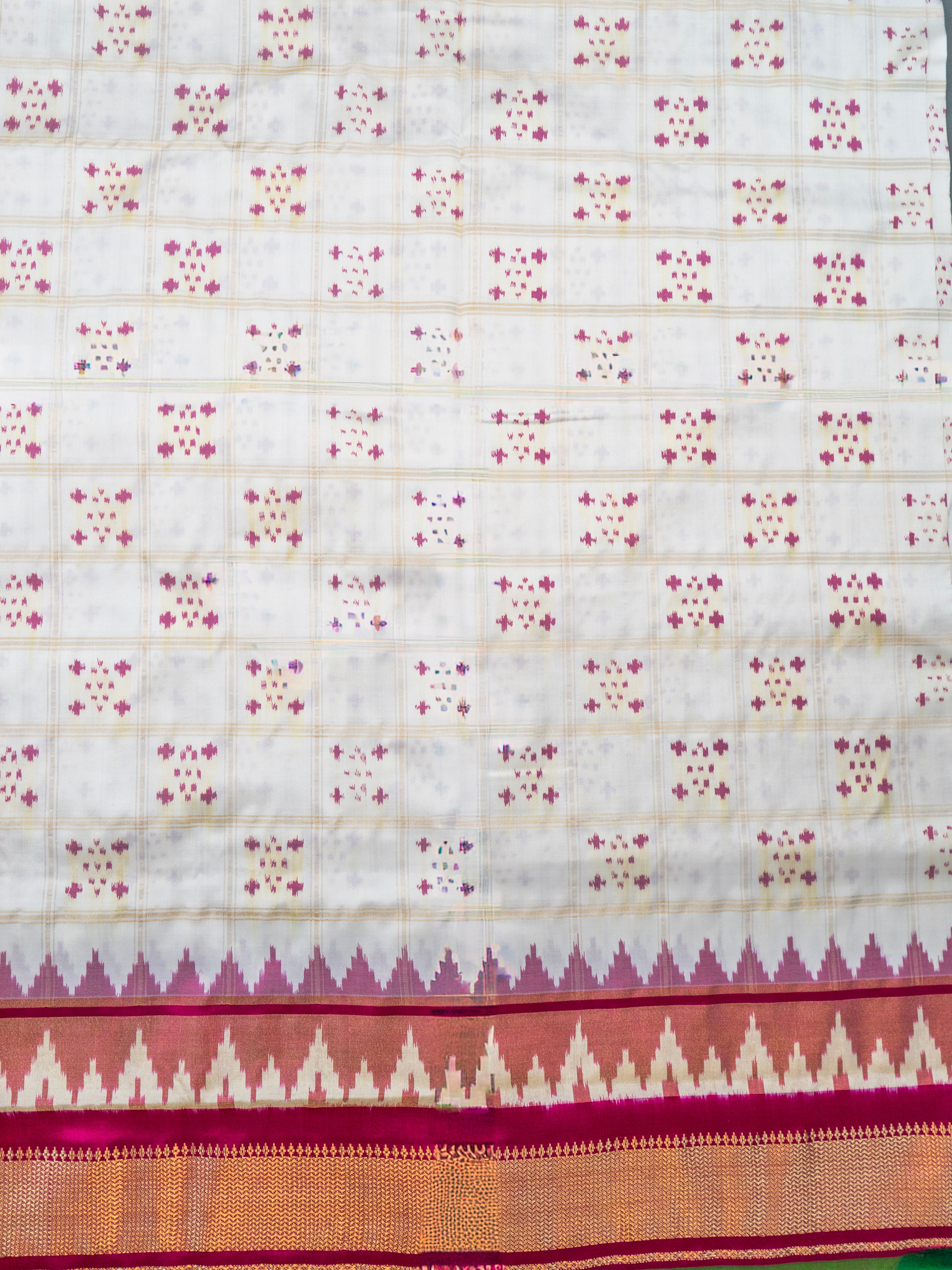 White Pochampally Ghatchola Saree