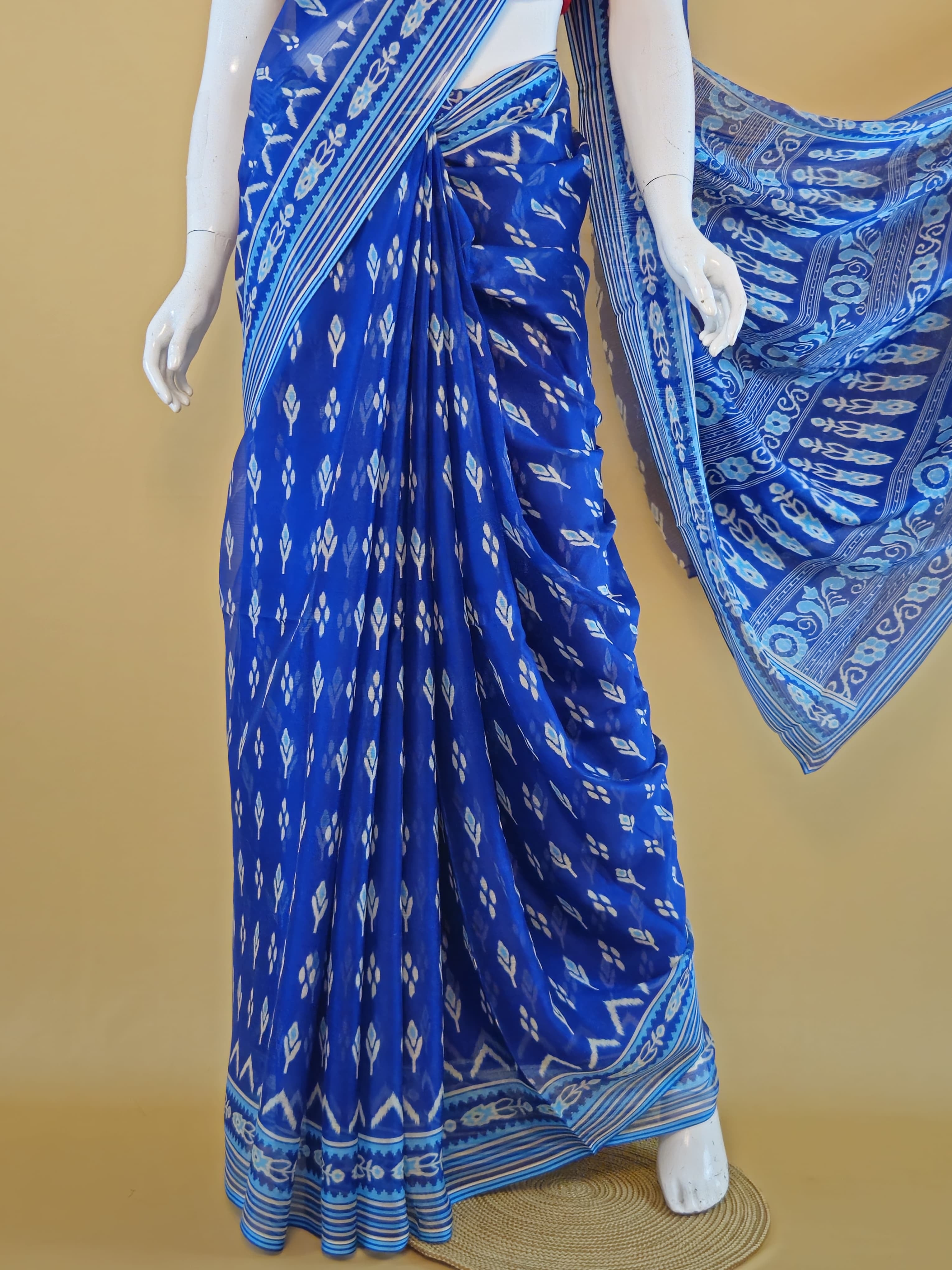 Garden Vareli Nova Nara Chiffon Saree with Blouse — Cream