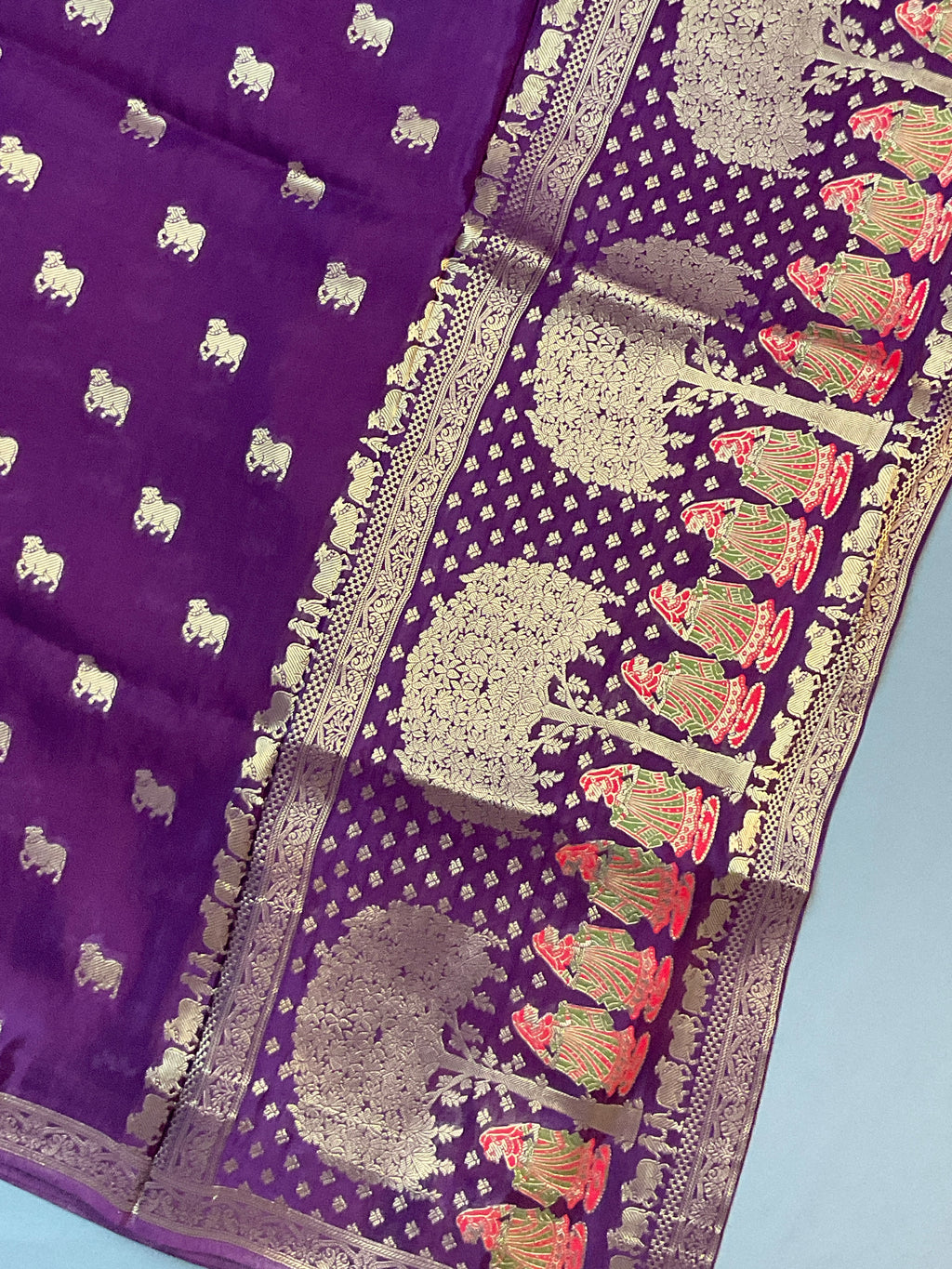 Purple Nizami Handloom Soft Silk Saree with Golden Pallu & Plain Blouse