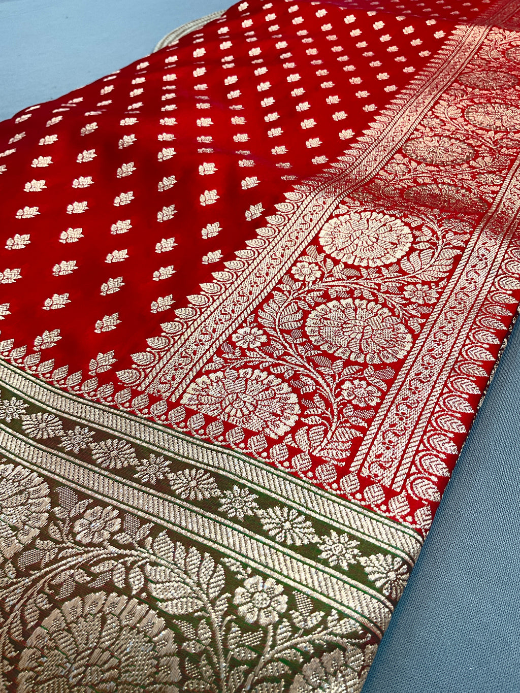 Handloom Banarasi Silk Saree in Red with Gold Zari Border & Contrast Green Zari Pallu