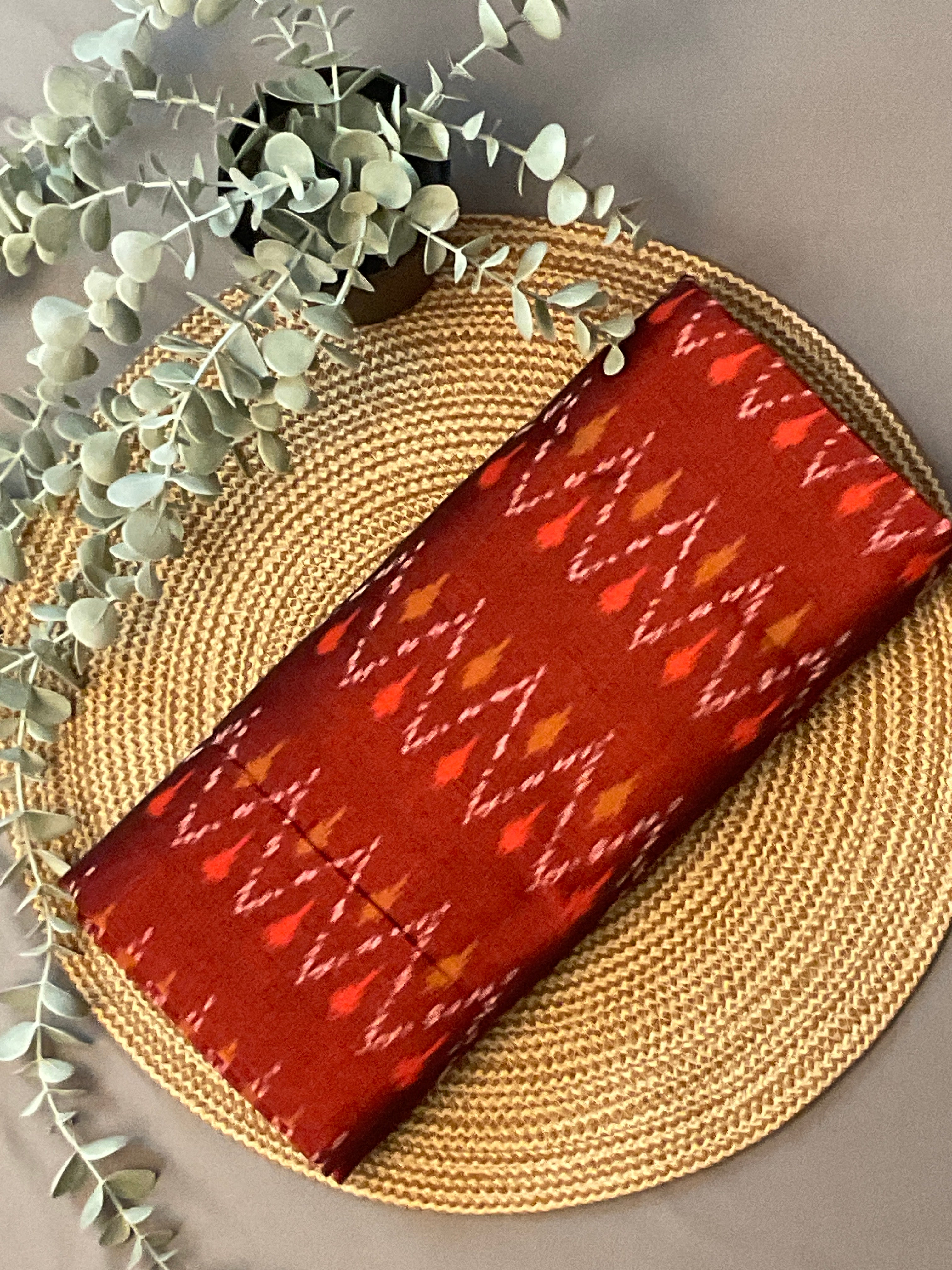 Red Pochampally Ikat Handloom Cotton Saree with Contrast Pallu – Without Blouse