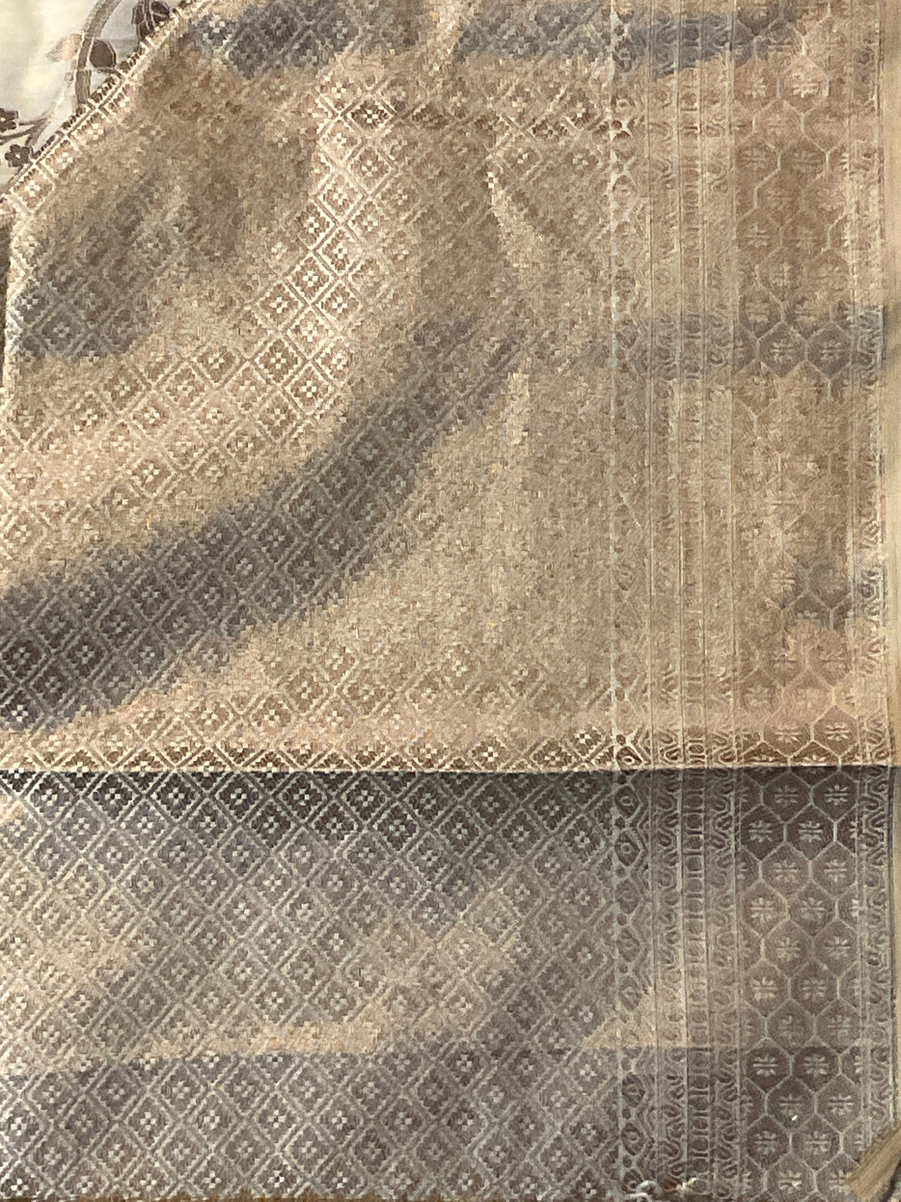 Designer White & Gold Zari Cotton Silk Saree with Contrast Pallu & Blouse – Onam Special