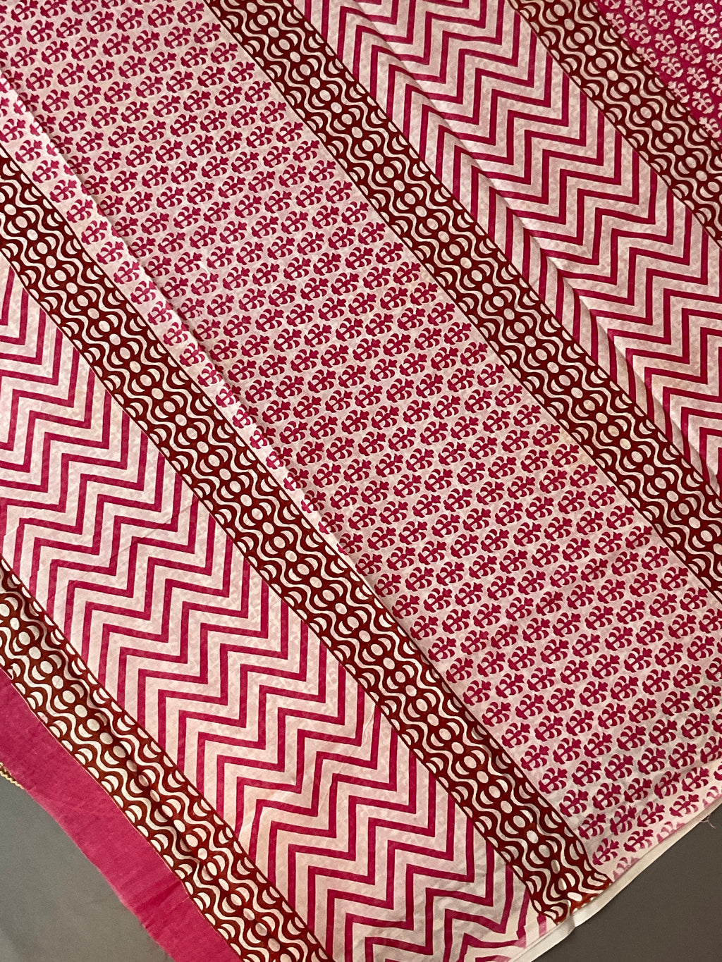Pink Floral Printed Cotton Saree with Blouse (Design 2)