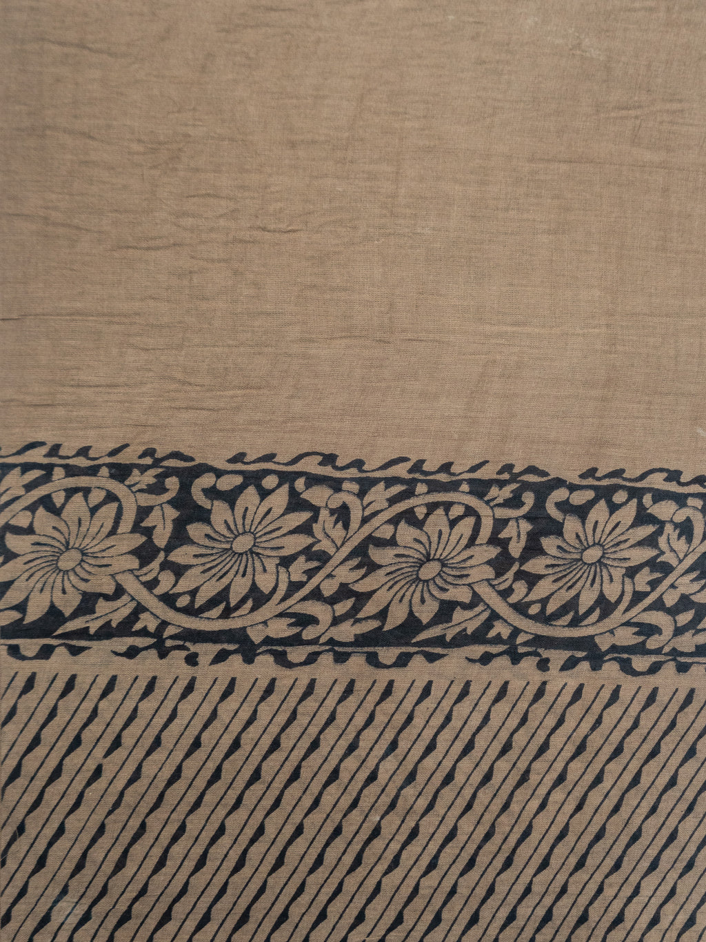 Kalamkari Floral Print Saree with Contrast Kalamkari Pallu & Border