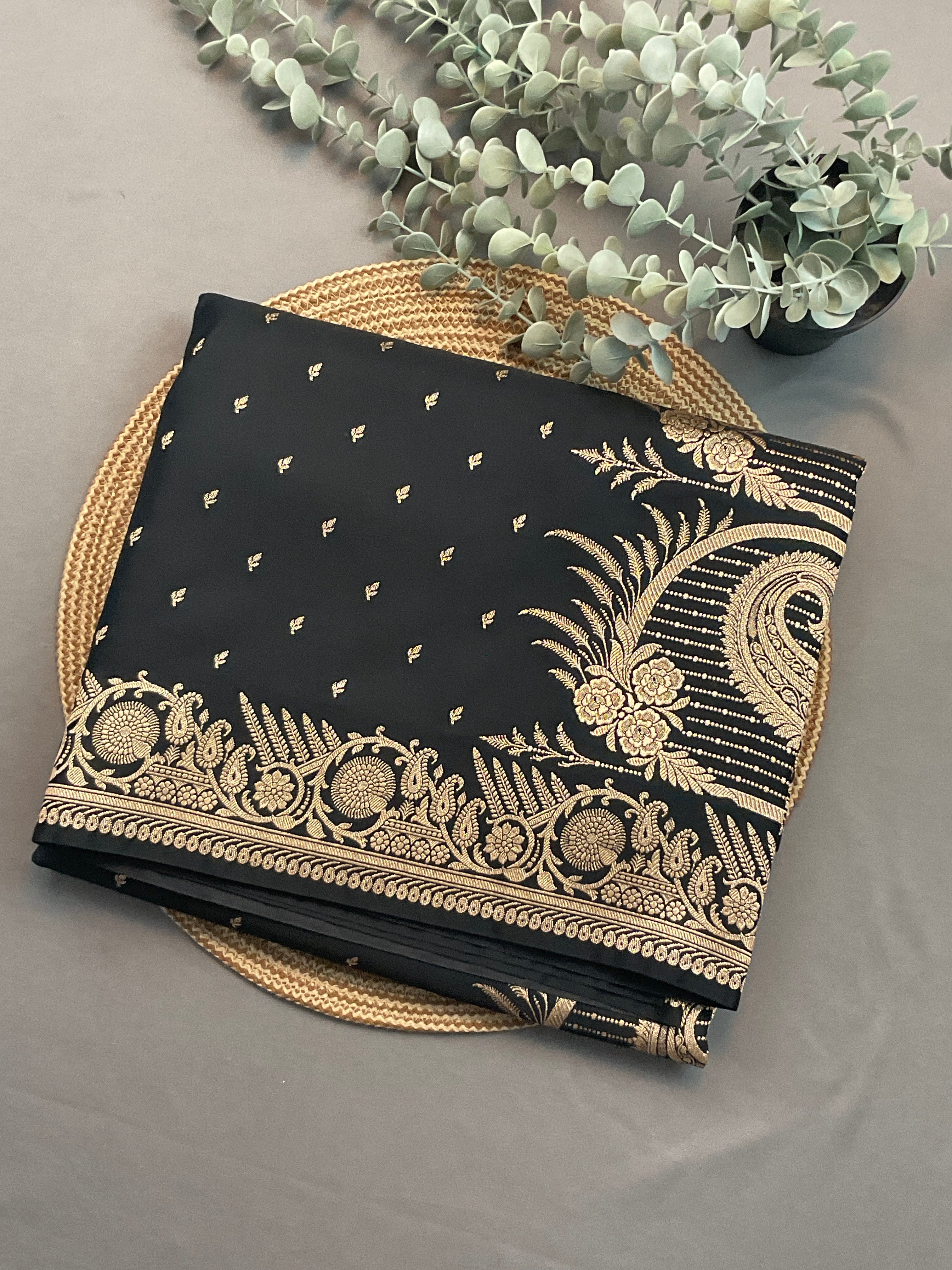 Handloom Banarasi Silk Saree in Black with Gold Zari Border & Designer Zari Pallu