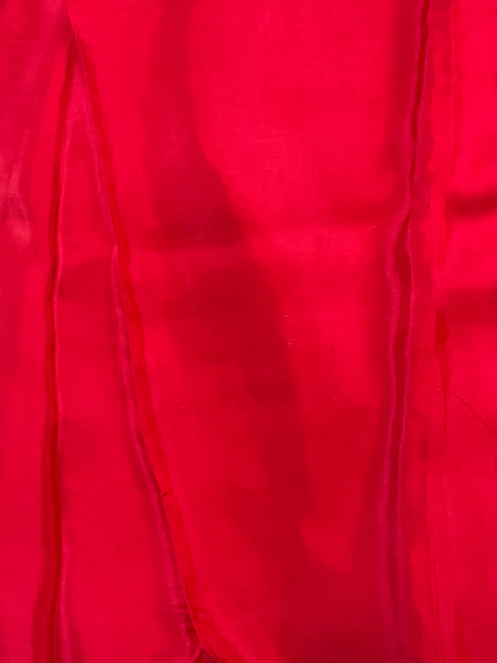 Red Nizami Handloom Soft Silk Saree with Golden Pallu & Plain Blouse