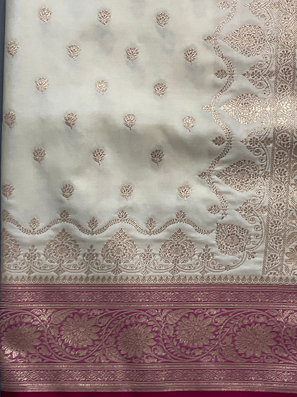 Handloom Banarasi Silk Saree in White with Contrast Pink Border & Designer Pallu