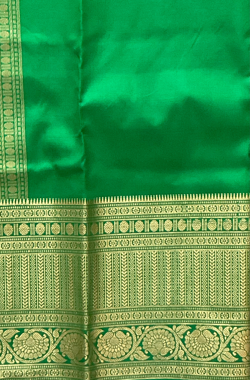 Red Kanchipuram Silk Saree – Green Heavy Border and contrast pallu  with Blouse