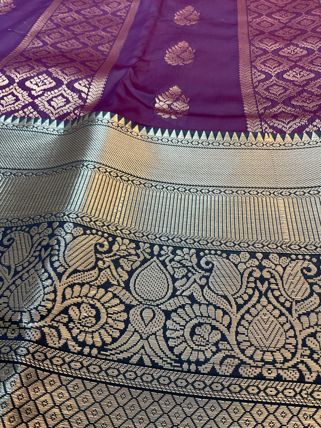 Kanchipuram Pattu Silk Saree in Purple with Contrast Pallu & Kanchi Border Blouse