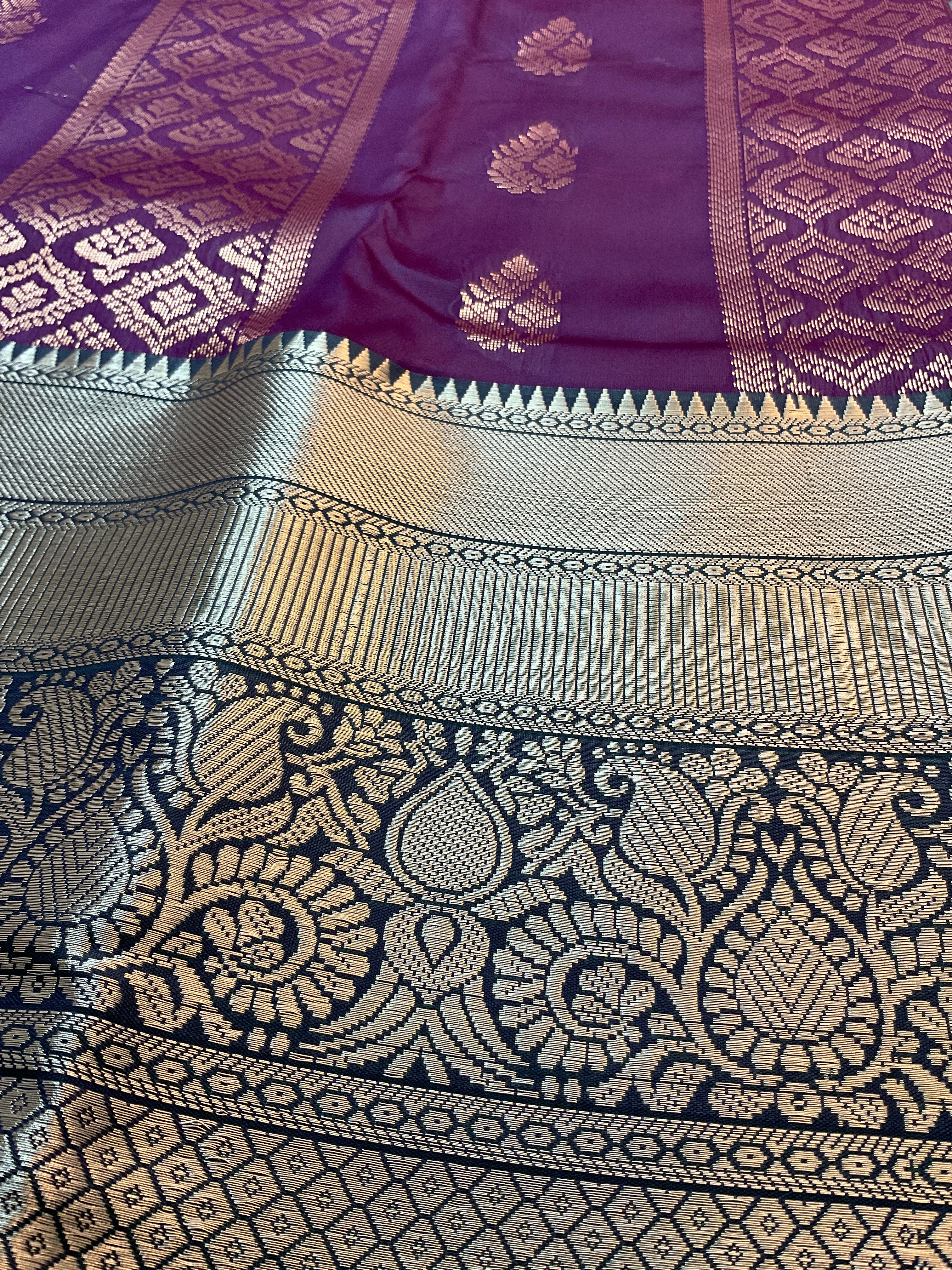Kanchipuram Pattu Silk Saree in Purple with Contrast Pallu & Kanchi Border Blouse