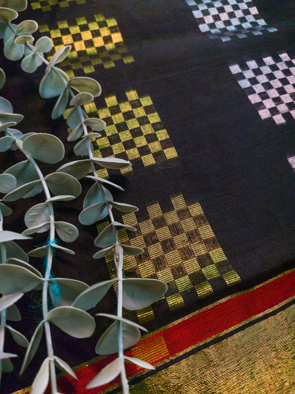 Red & Black Handloom Cotton Saree