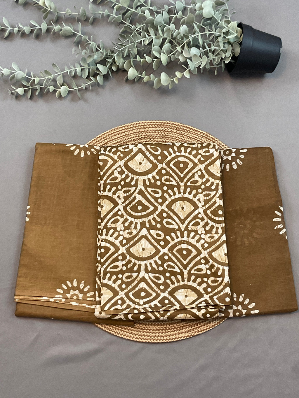 Brown Hand Batik Print Cotton Dress Material – Unstitched 3-Piece Suit