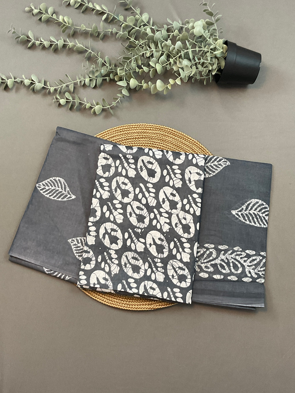 Ash Grey Hand Batik Print Cotton Dress Material – Unstitched 3-Piece Suit