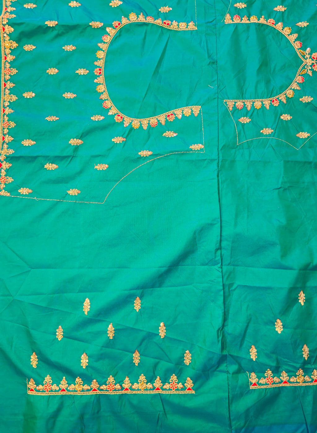 Emerald Green Handloom Banarasi Silk Lehenga with Contrast Red Silk Dupatta