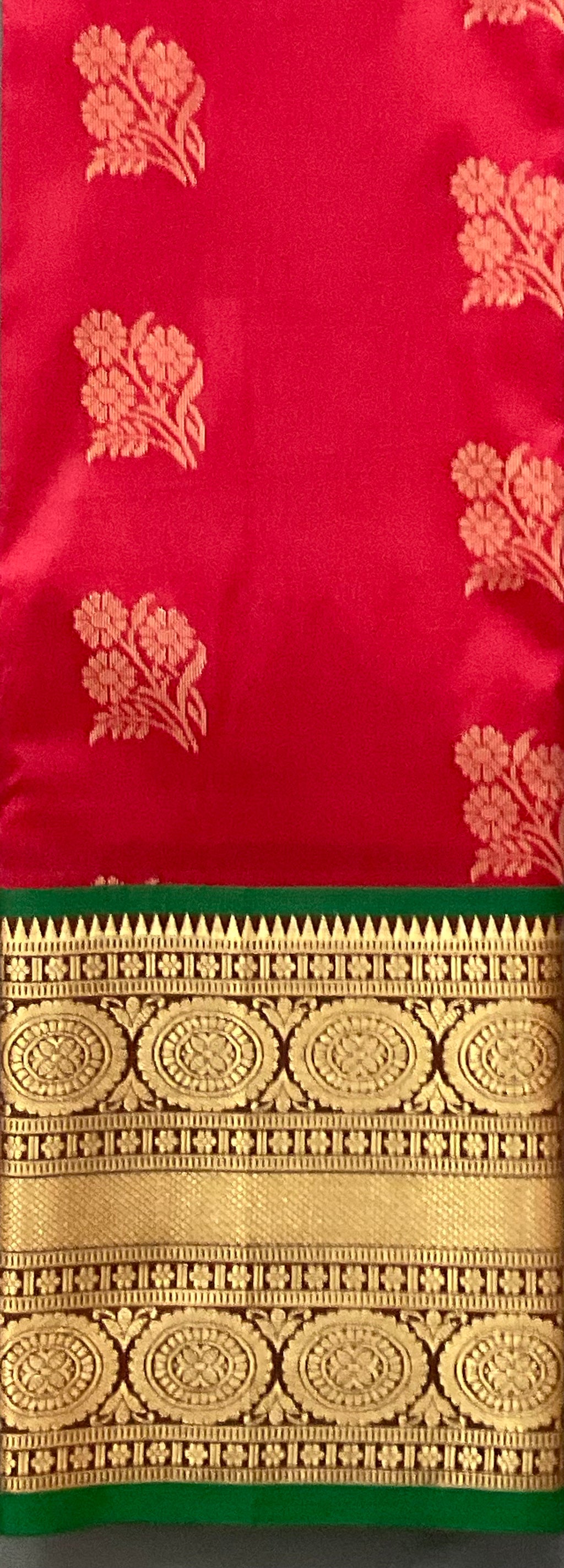 Red Kanchipuram Silk Saree – Green Contrast Pallu & Green Heavy Border with Blouse