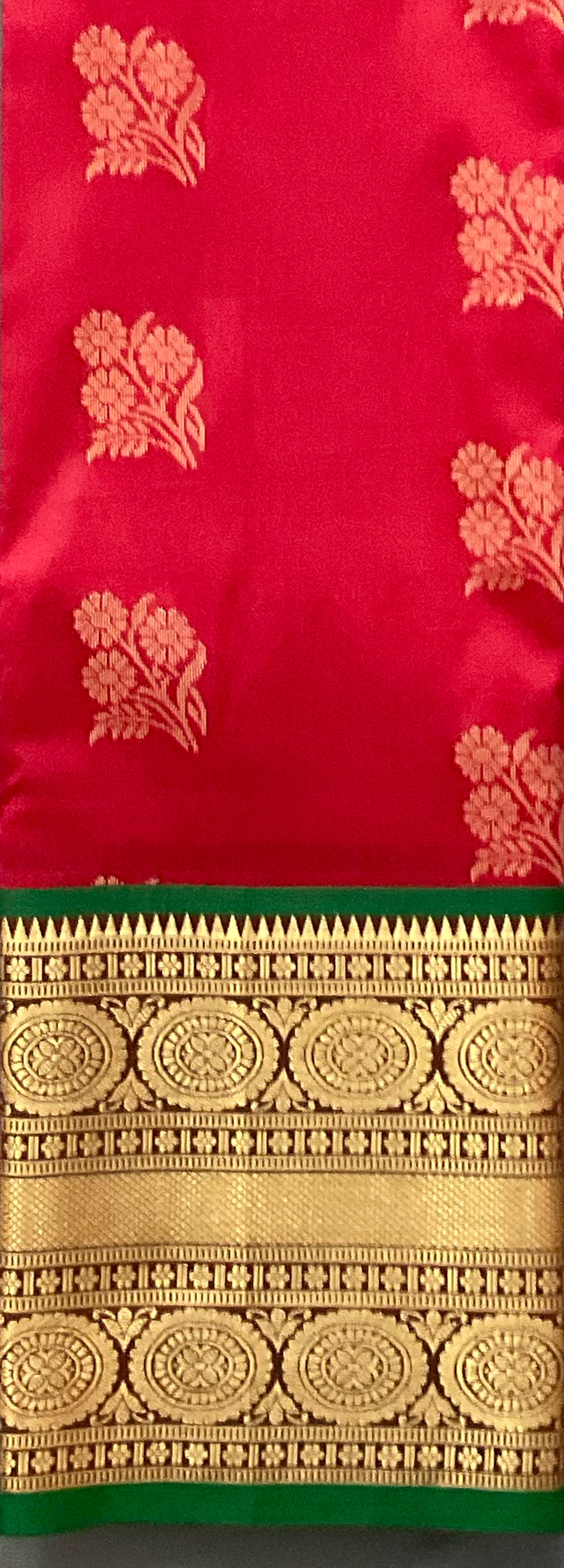 Red Kanchipuram Silk Saree – Green Contrast Pallu & Green Heavy Border with Blouse