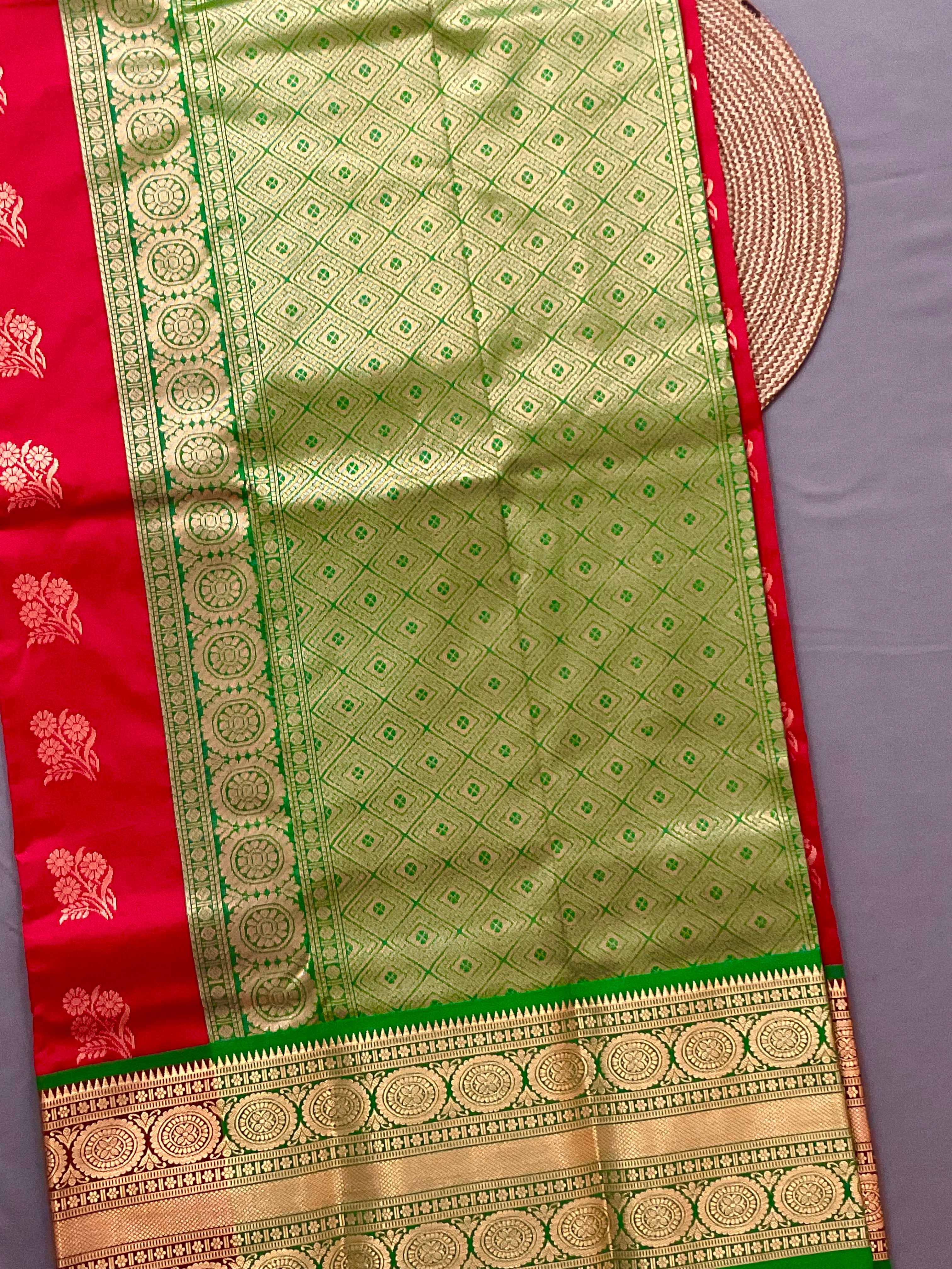 Red Kanchipuram Silk Saree – Green Contrast Pallu & Green Heavy Border with Blouse